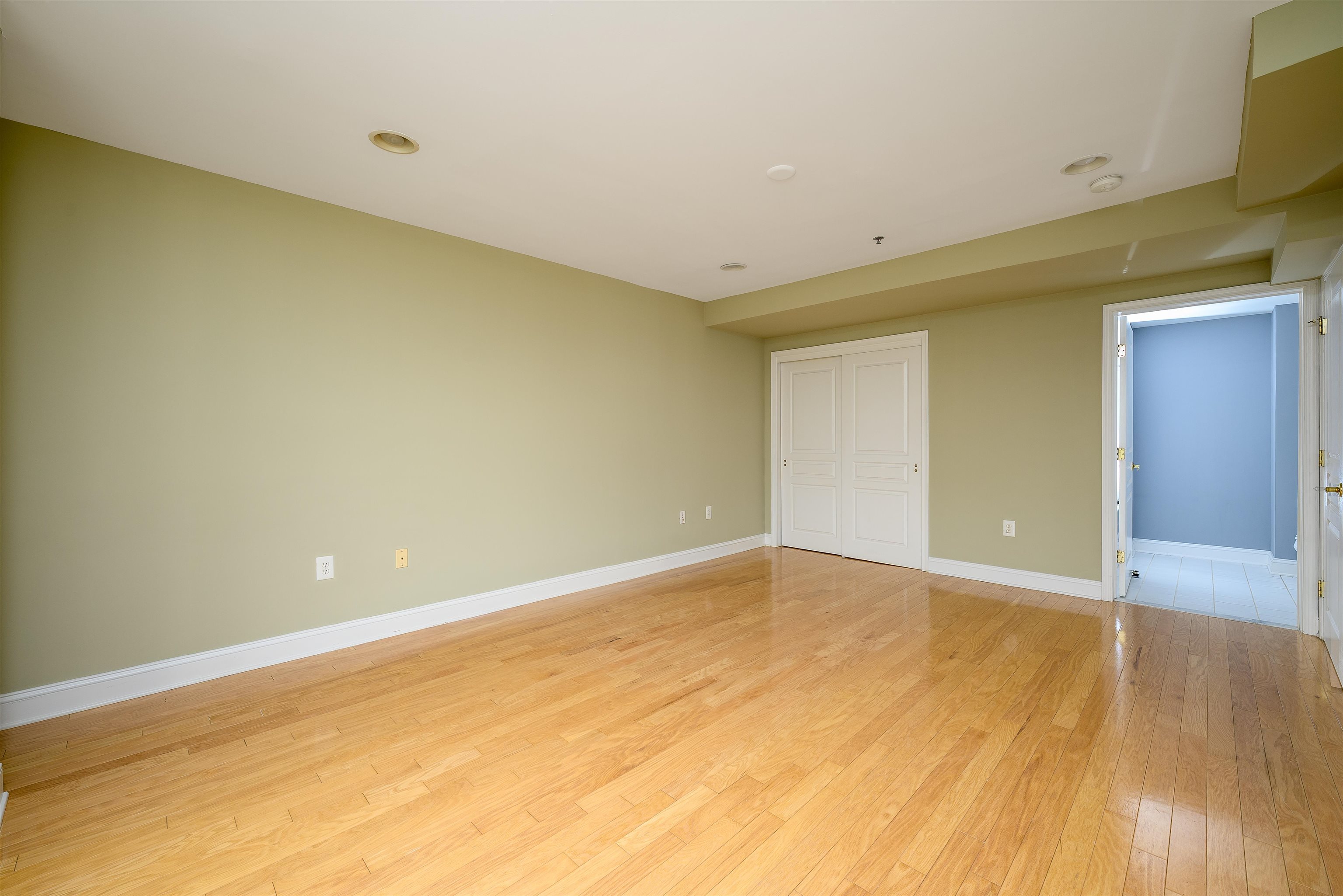 70 Adams St 5f Property Photo 19
