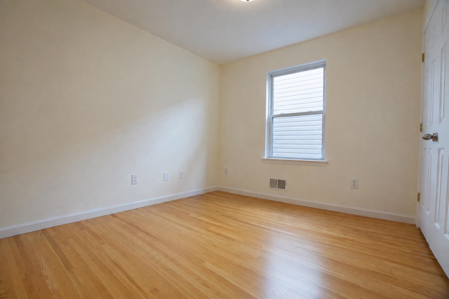 203 Halladay St 1 Property Photo 11