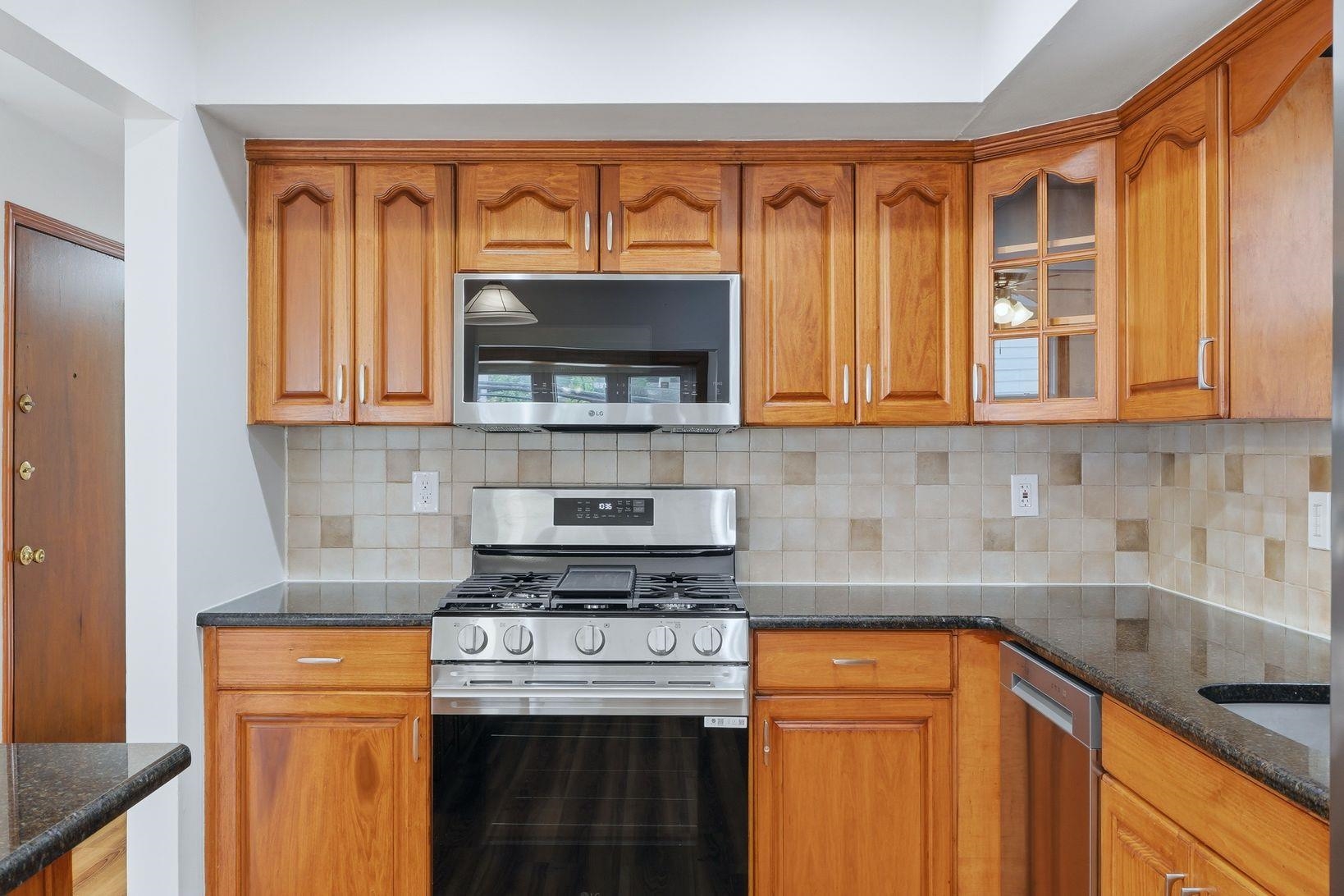 1151 51st St Property Photo 2