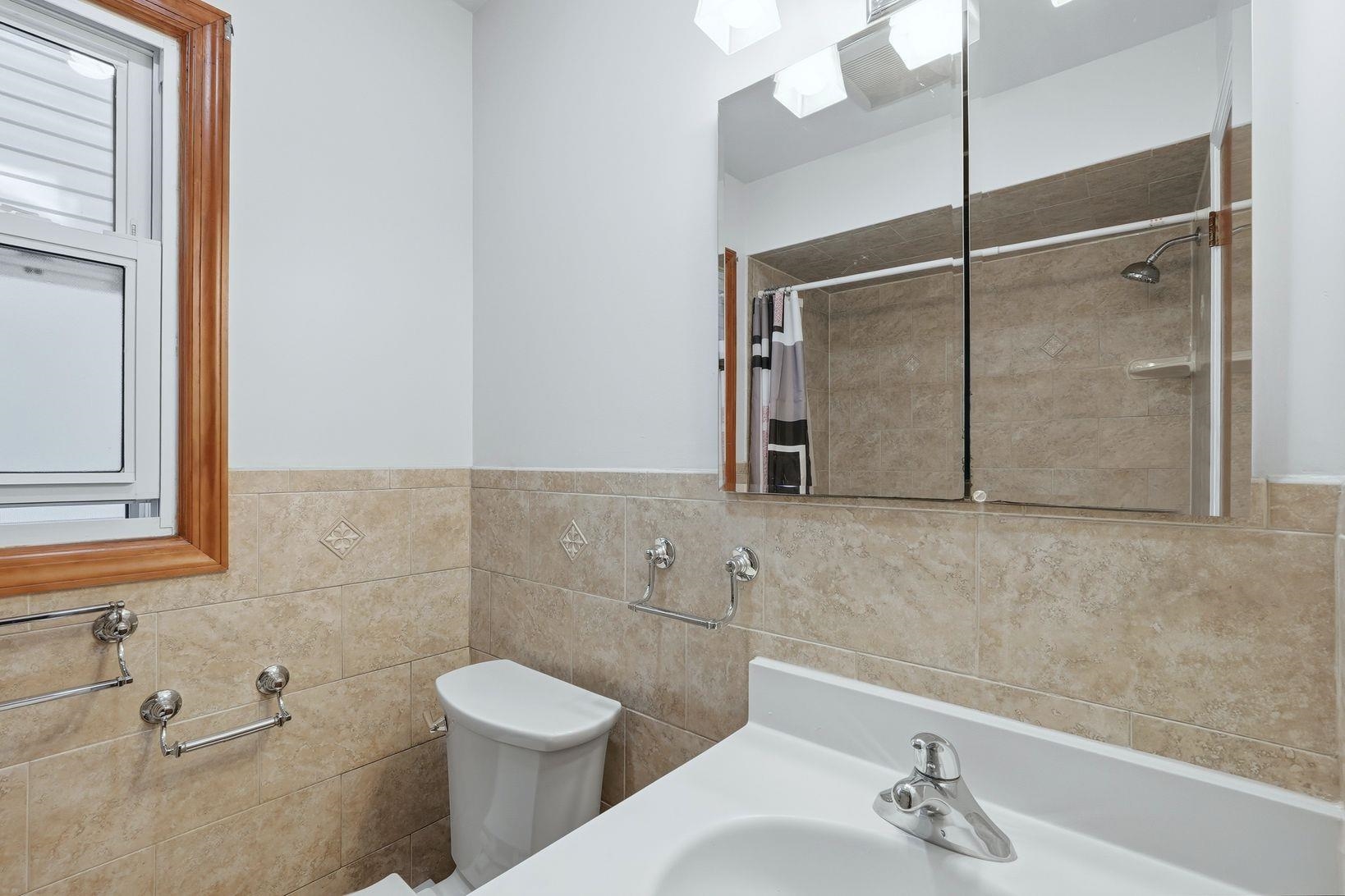 1151 51st St Property Photo 11