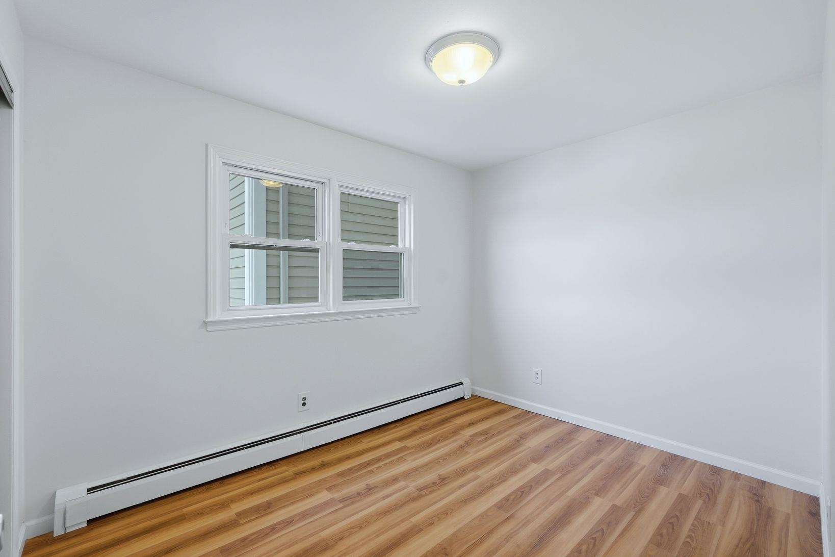 1151 51st St Property Photo 15