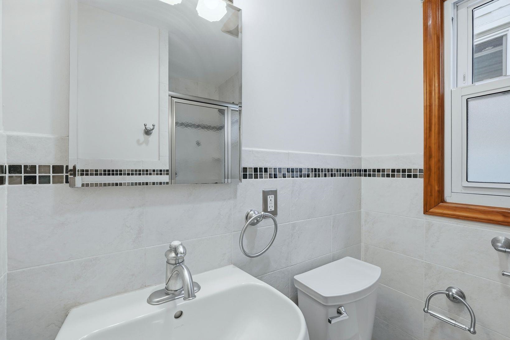1151 51st St Property Photo 16