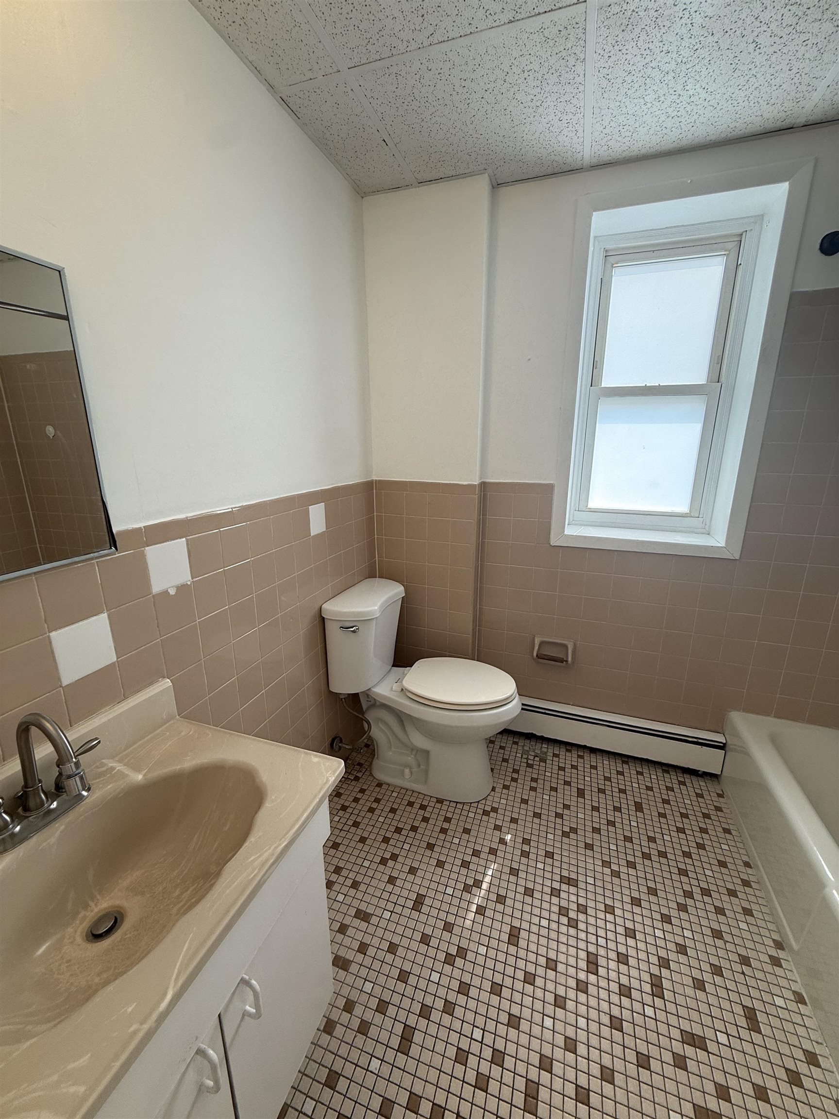 4001 Bergenline Ave 3 Property Photo 7