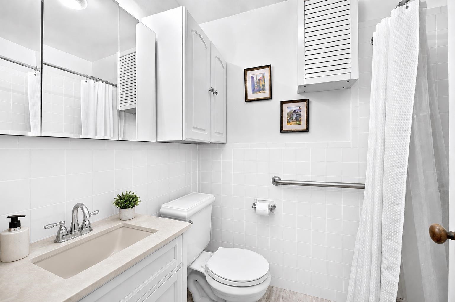 1009 Garden St Property Photo 17