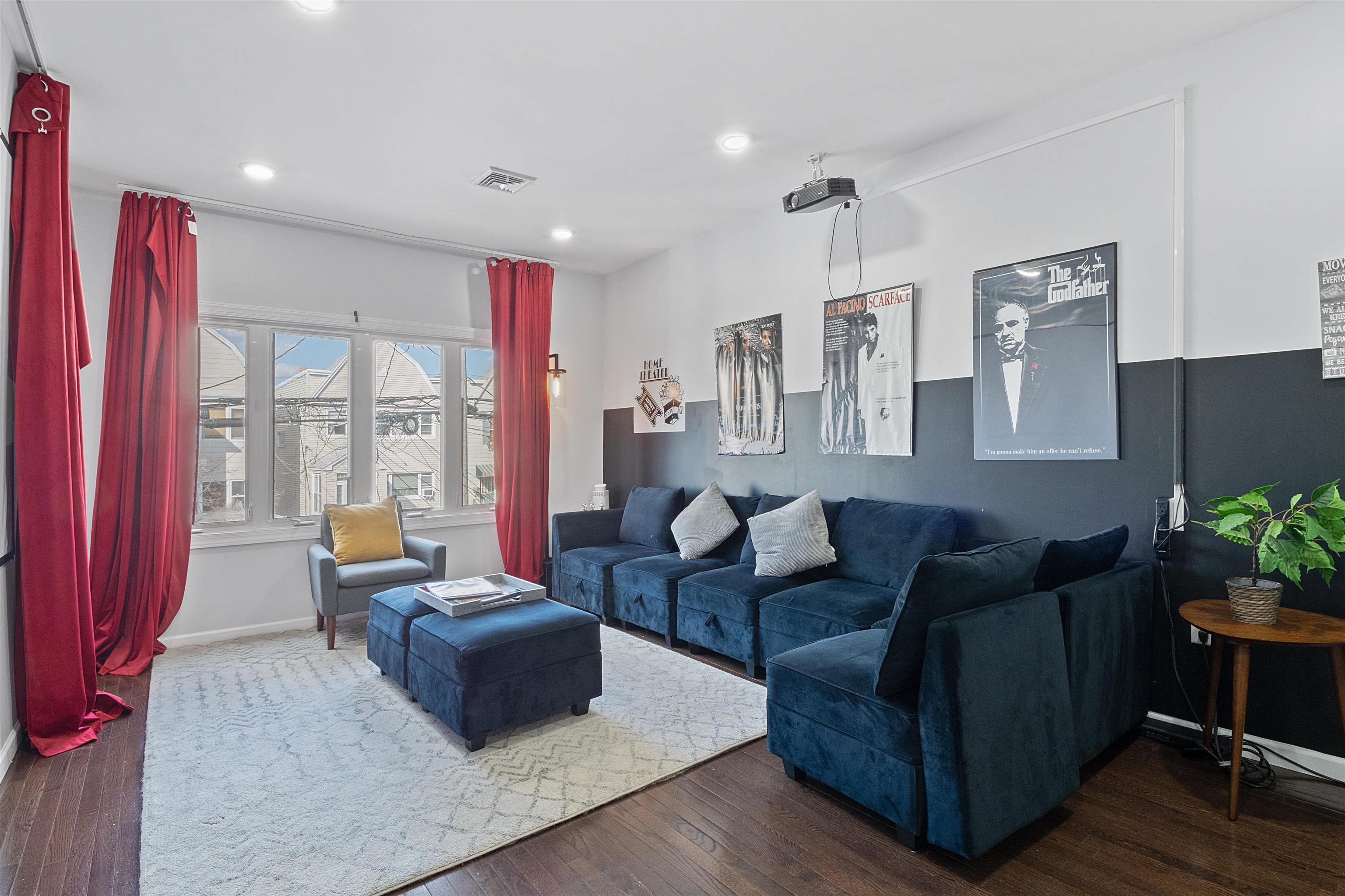84 West 3rd St Property Photo 16