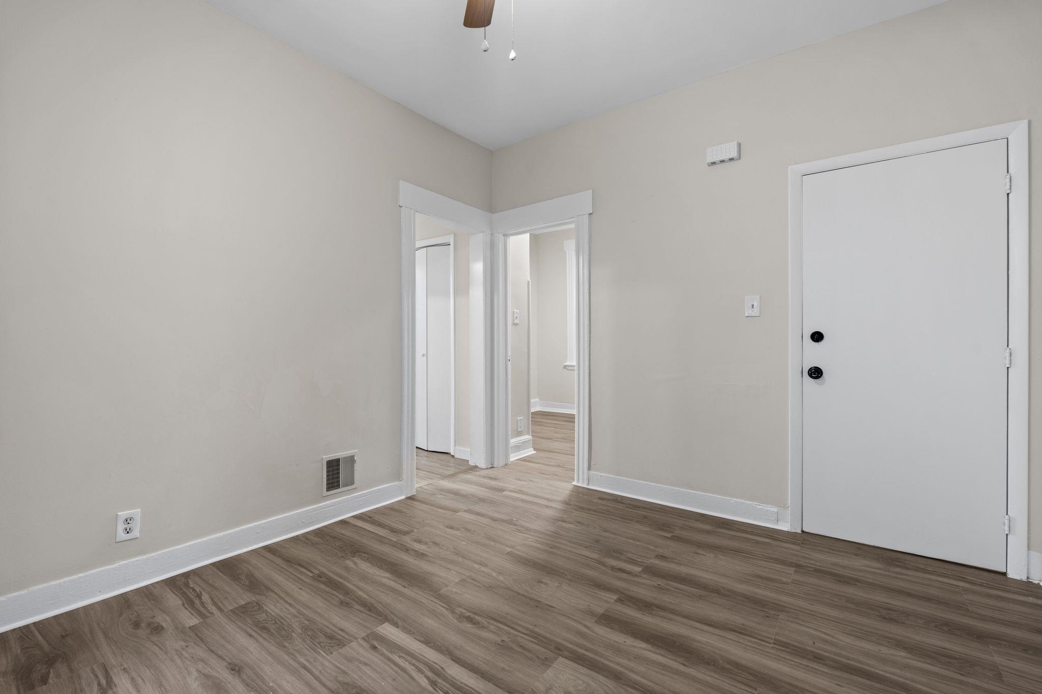 292 Claremont Ave 2nd Floor Property Photo 6