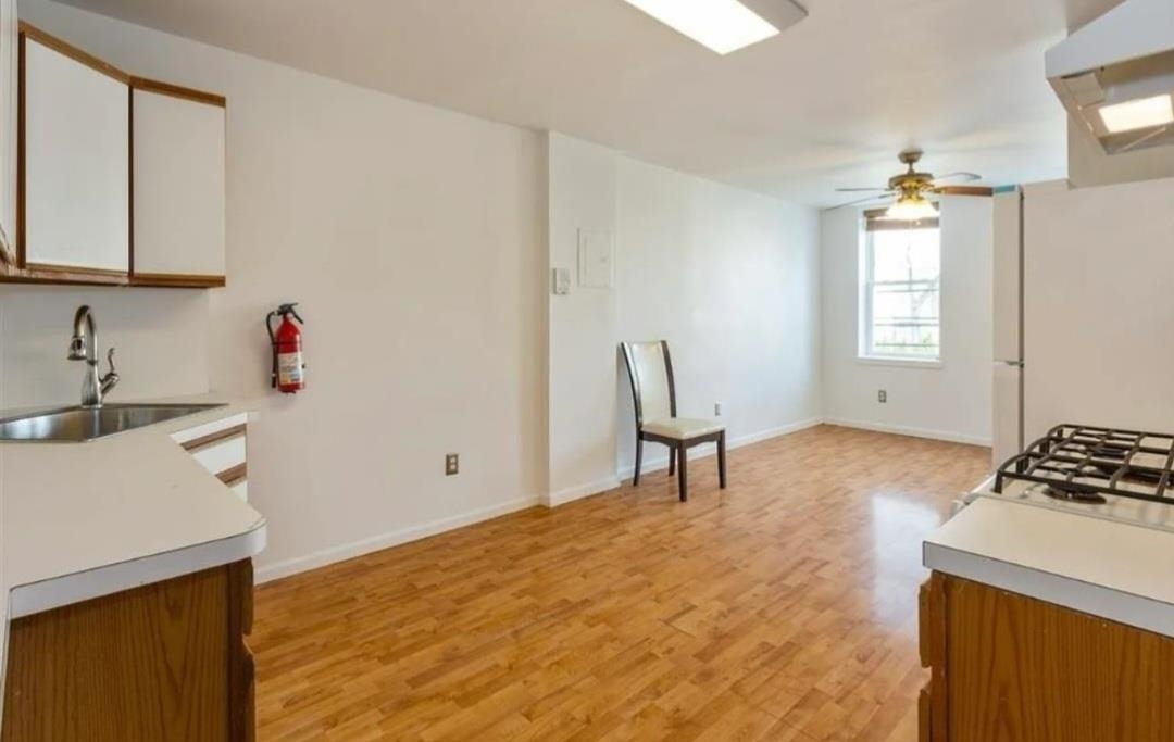 27 66th St 3 Property Photo 4