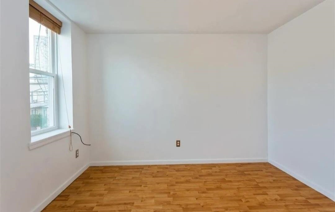 27 66th St 3 Property Photo 5