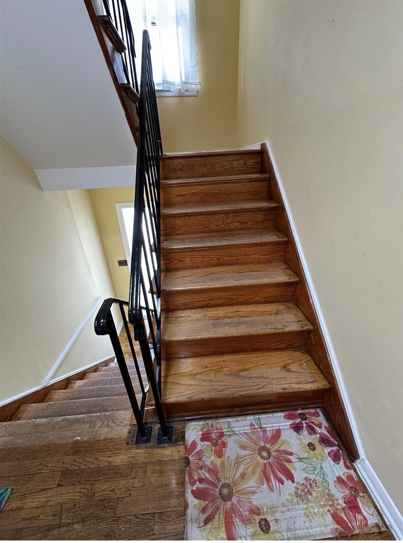 374 Cator Ave 1 Property Photo 2