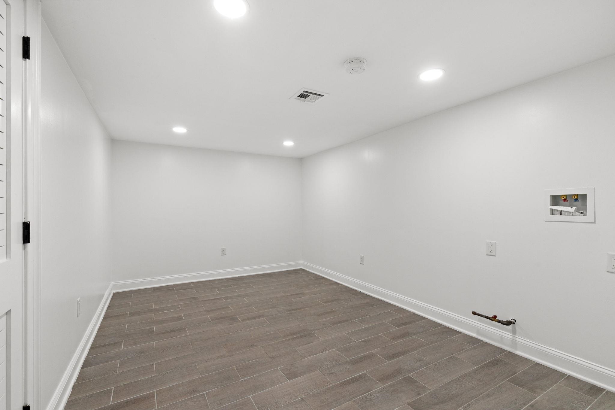 52 Brinkerhoff St Property Photo 28