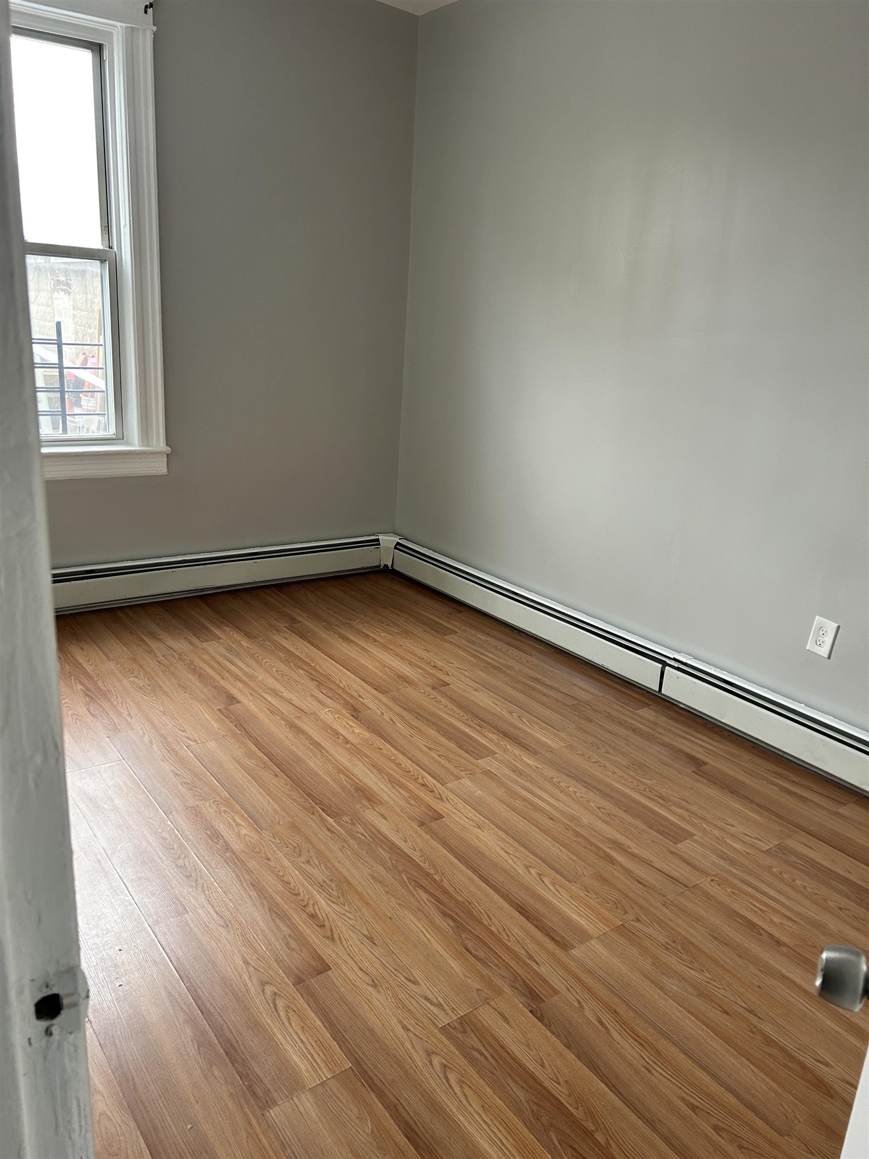 24 Eastern Parkway Property Photo 11