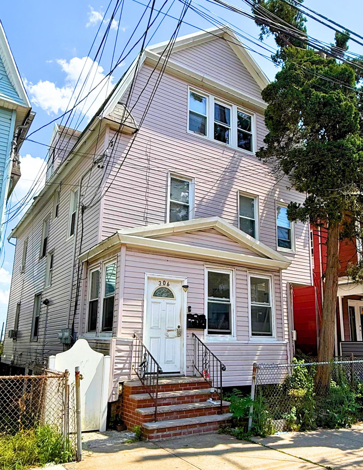 306 Arlington Ave 3 Property Photo 8