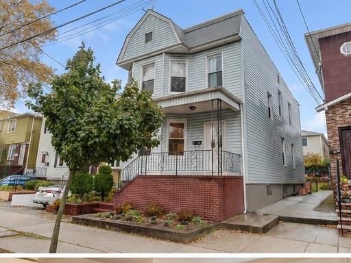 514 Cross St 2 Property Photo 1
