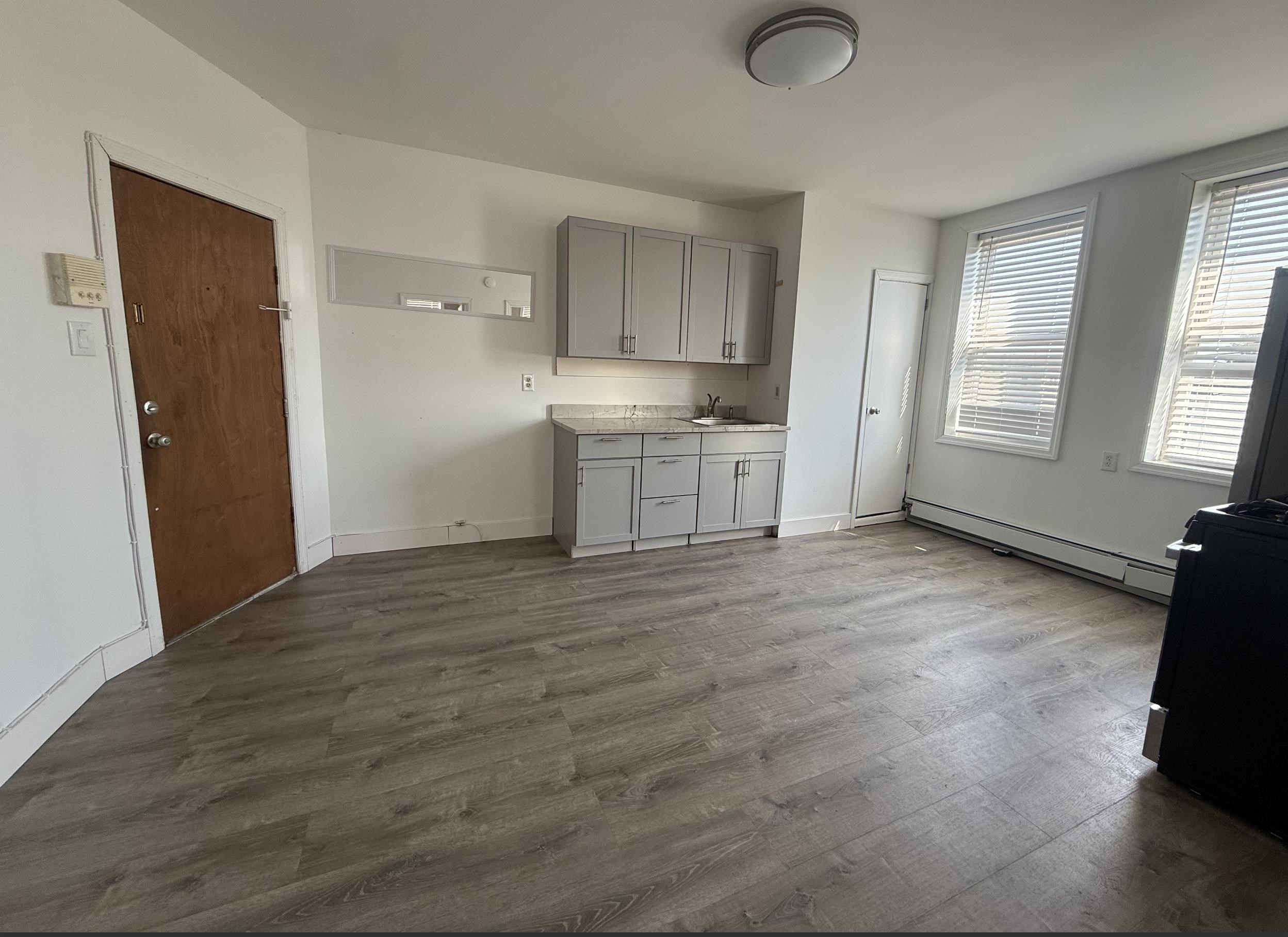 188 Avenue F 6 Property Photo 2