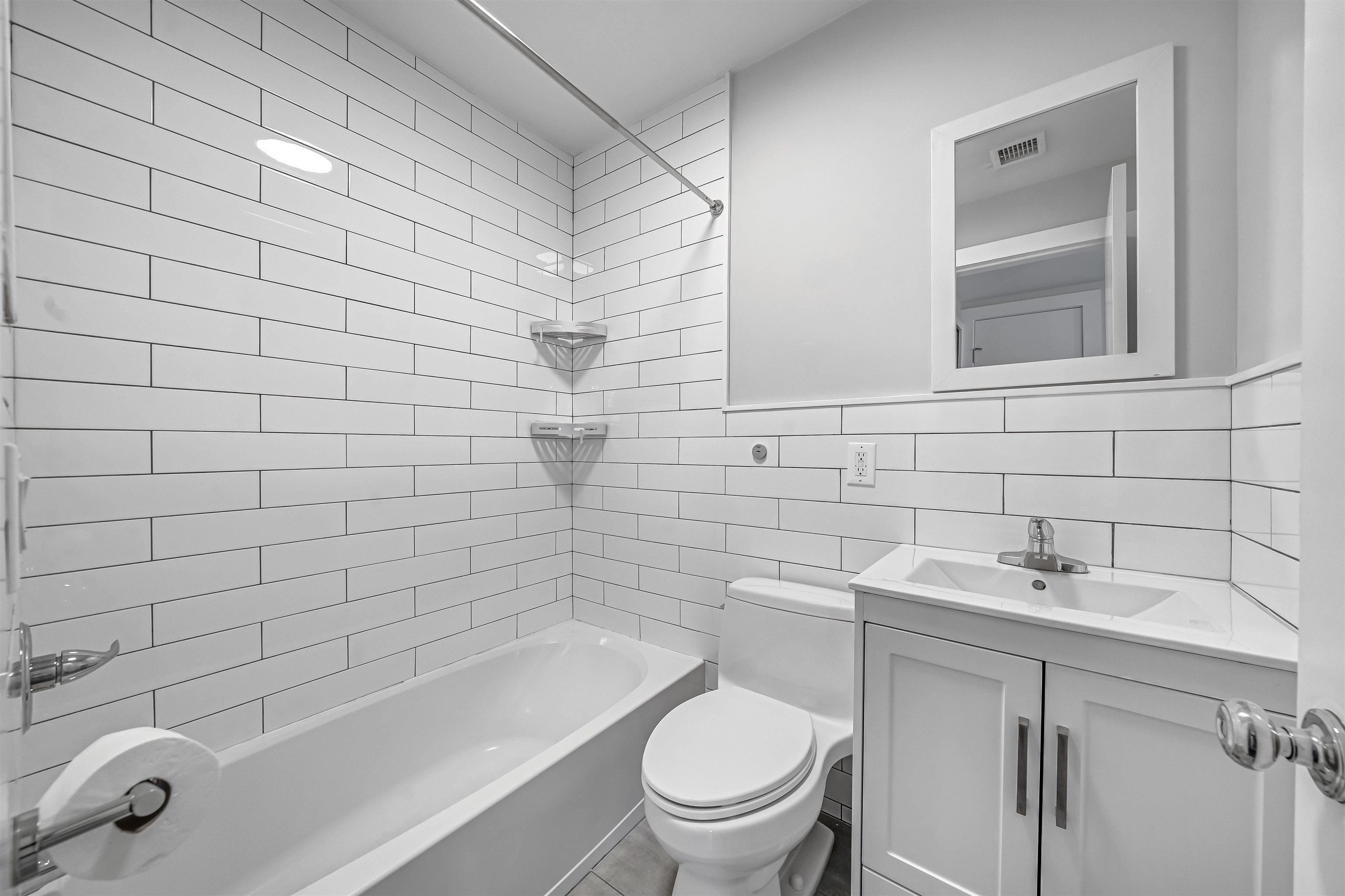 91 East 21st St 5 Property Photo 8