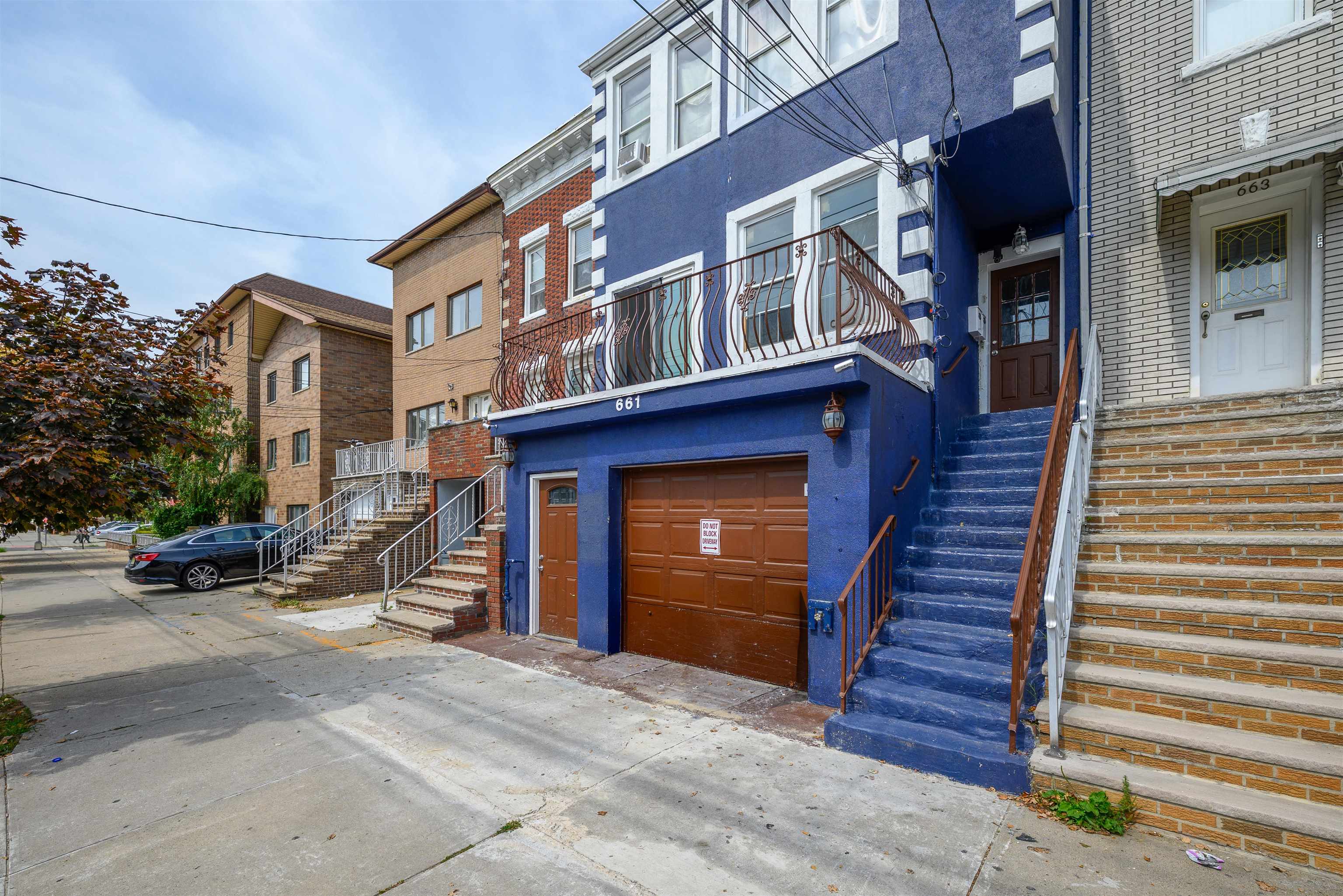 661 JOHN F KENNEDY BLVD Property Photo 1