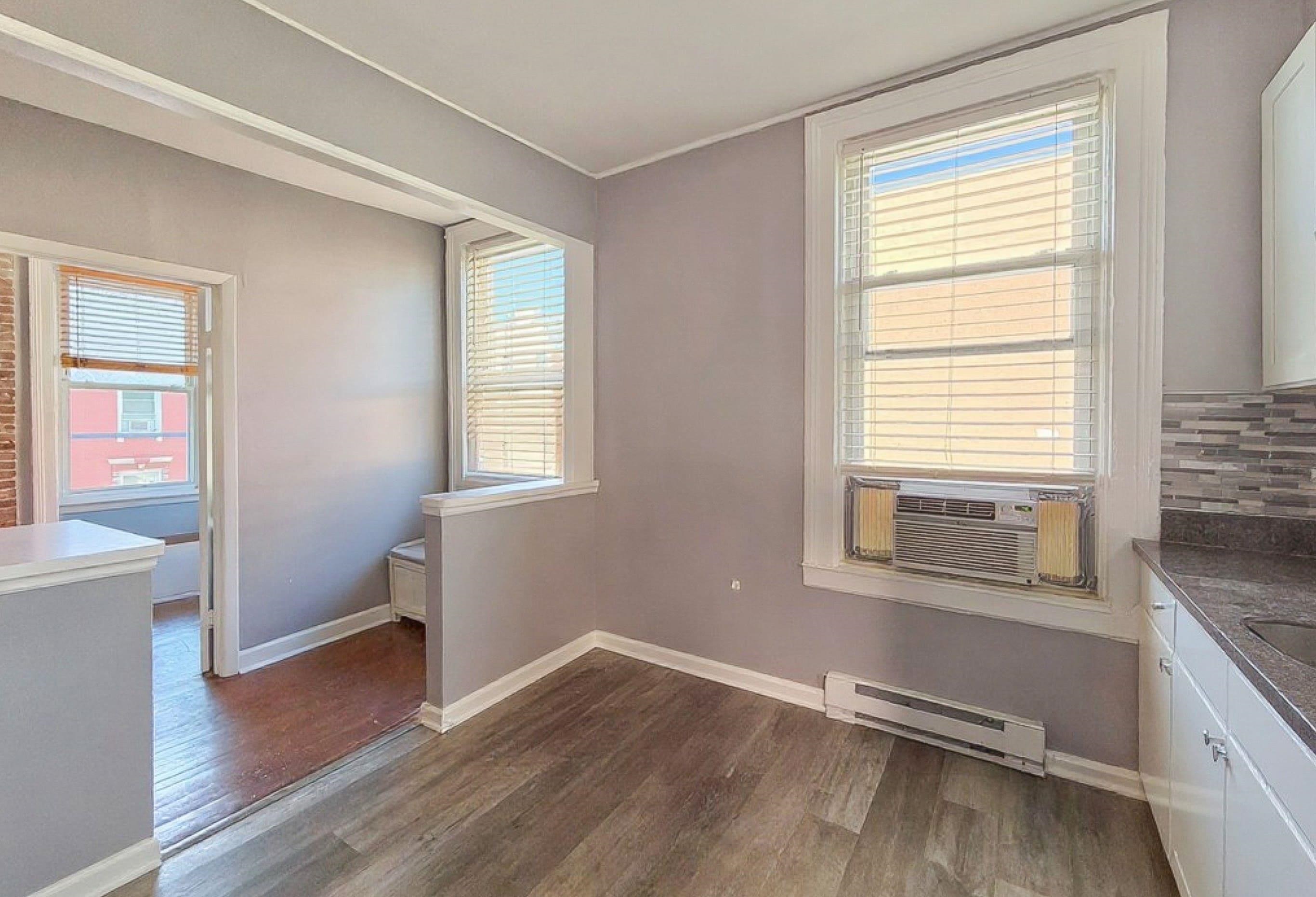 1000 Willow Ave 3 Property Photo 2