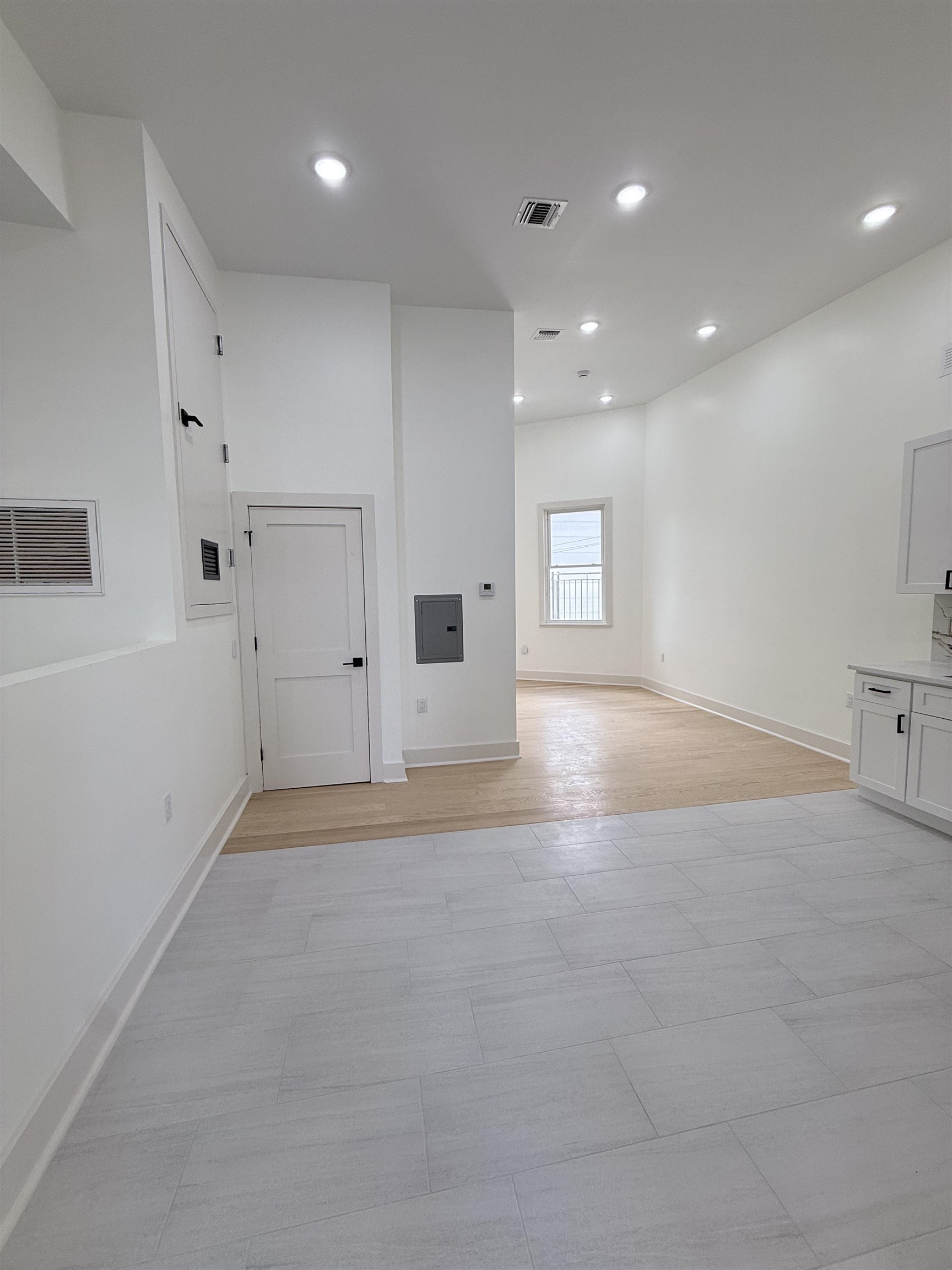 741 GRAND ST 3 Property Photo 1