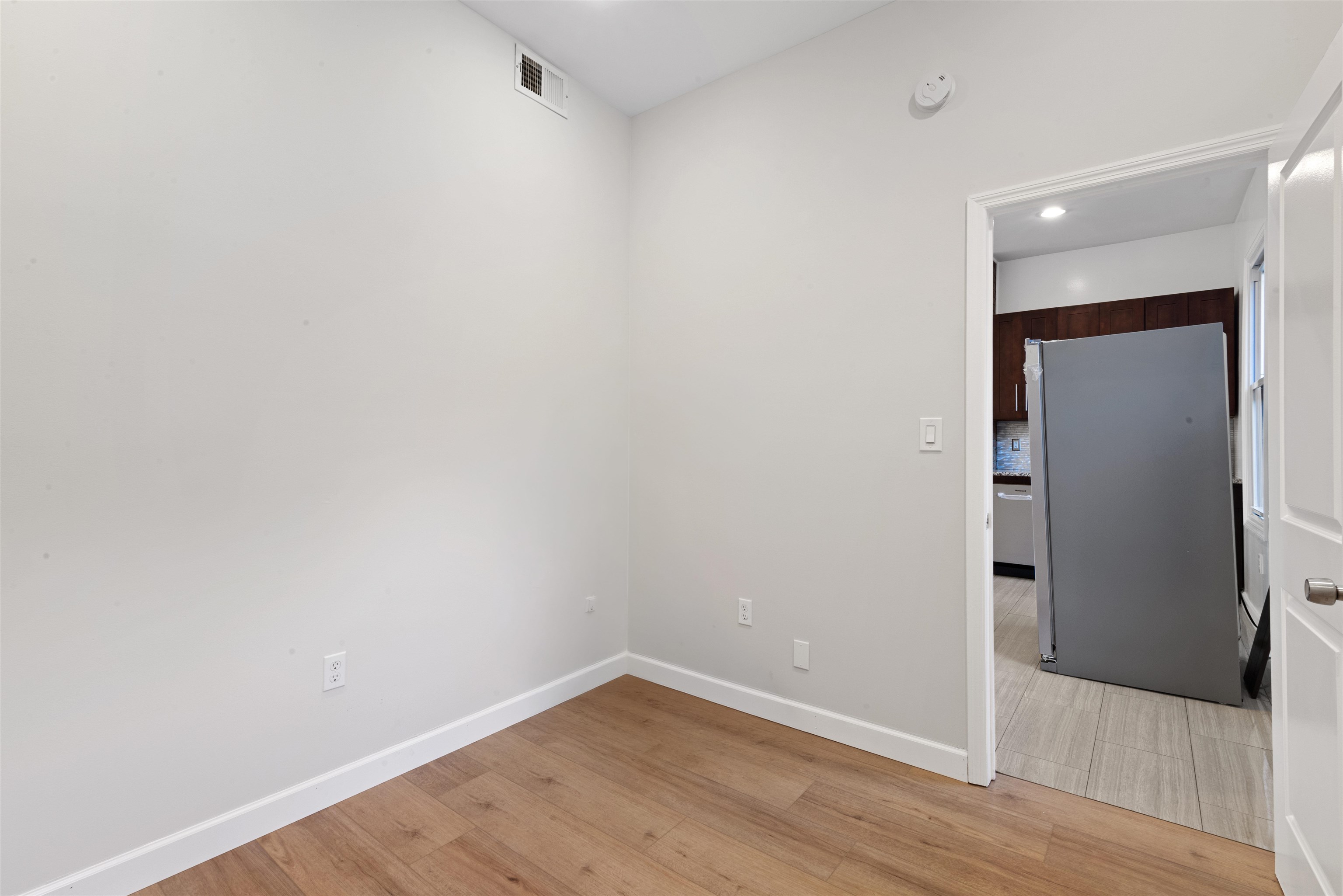 17 Ravine Ave 2 Property Photo 6