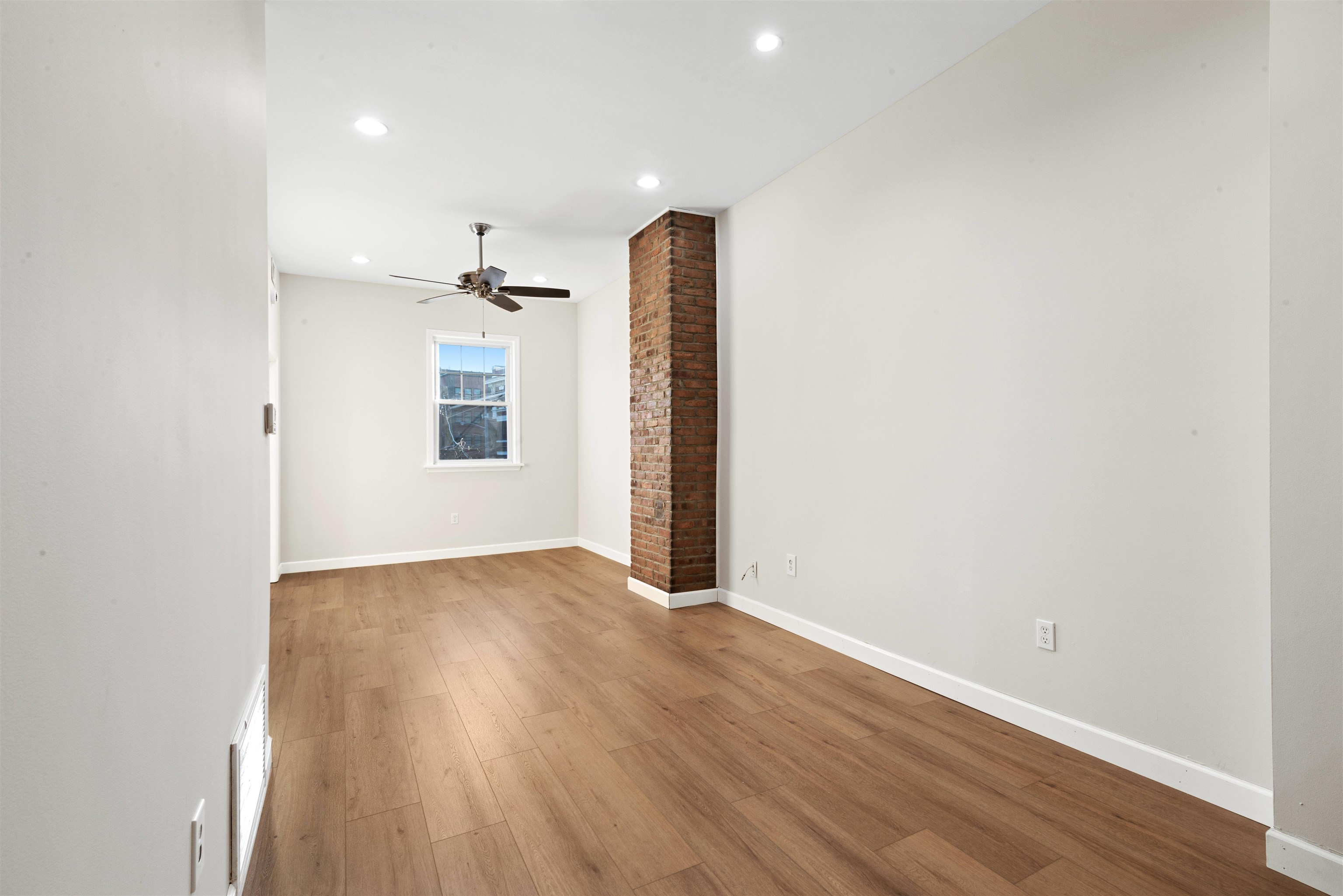 17 Ravine Ave 2 Property Photo 7