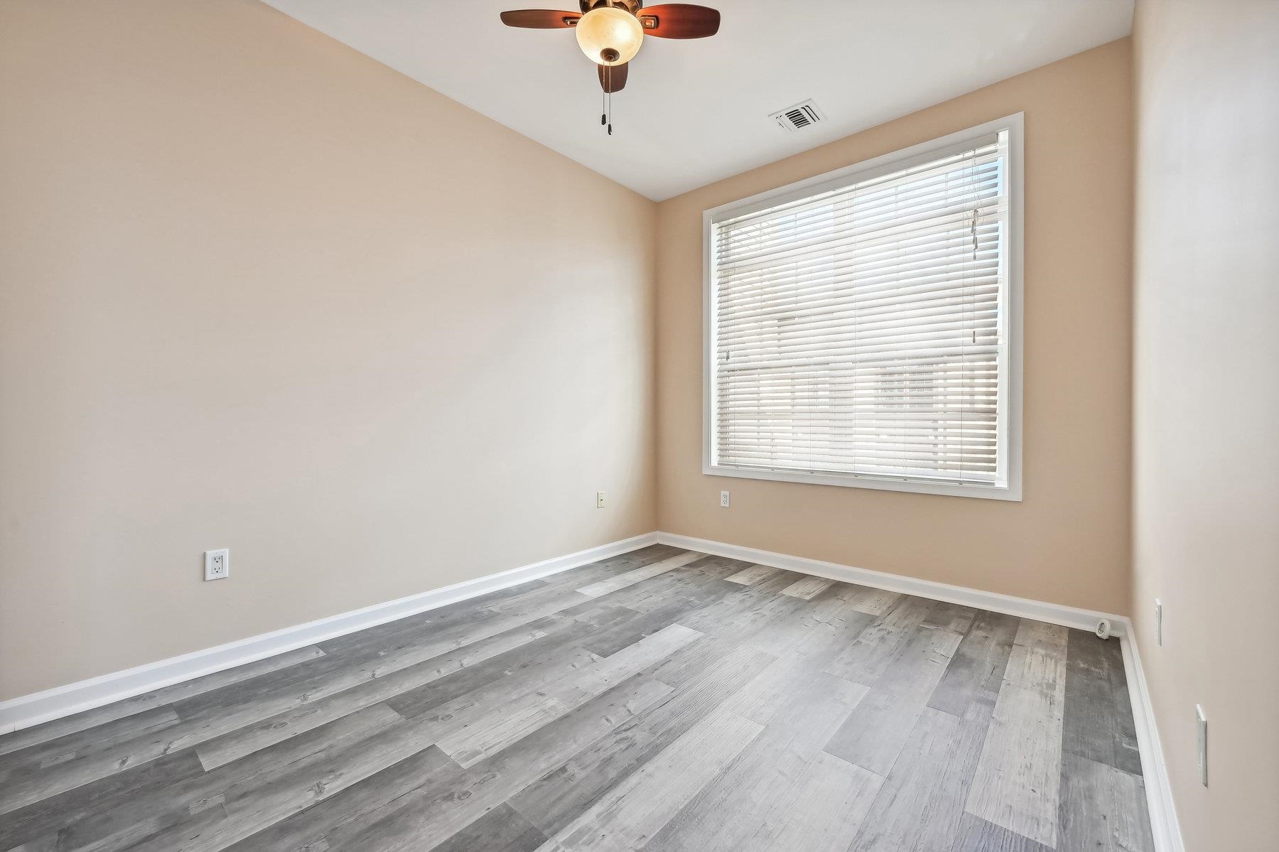 5808 Washington St 507 Property Photo 13