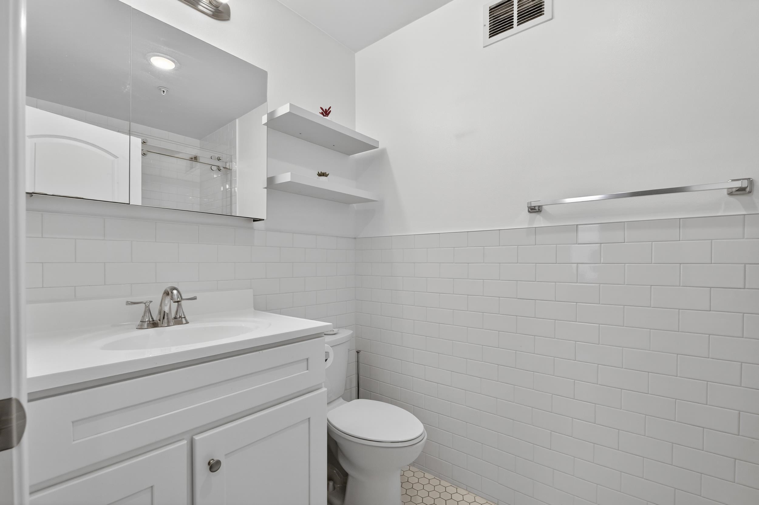 512 4th St 3a Property Photo 24