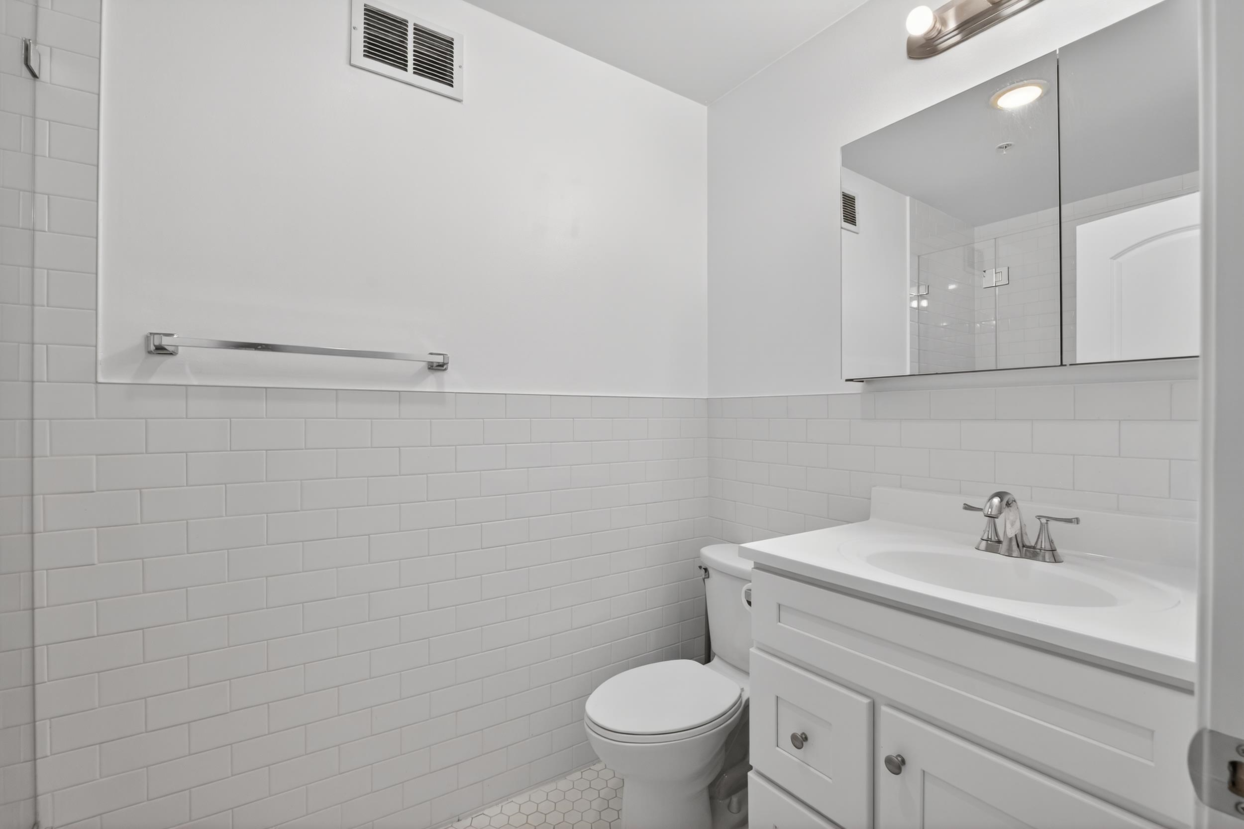 512 4th St 3a Property Photo 29