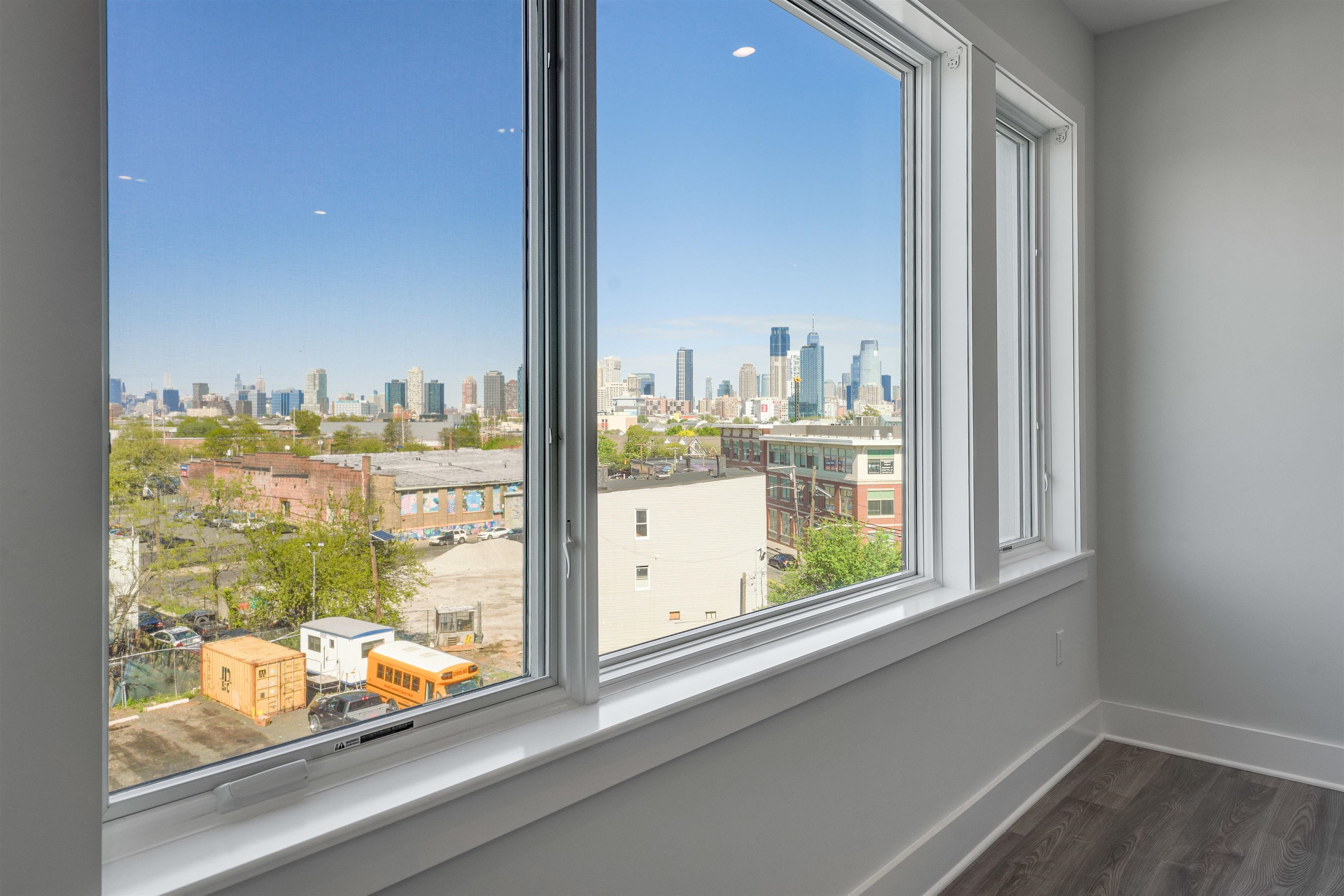 658 Grand St 201 Property Photo 12