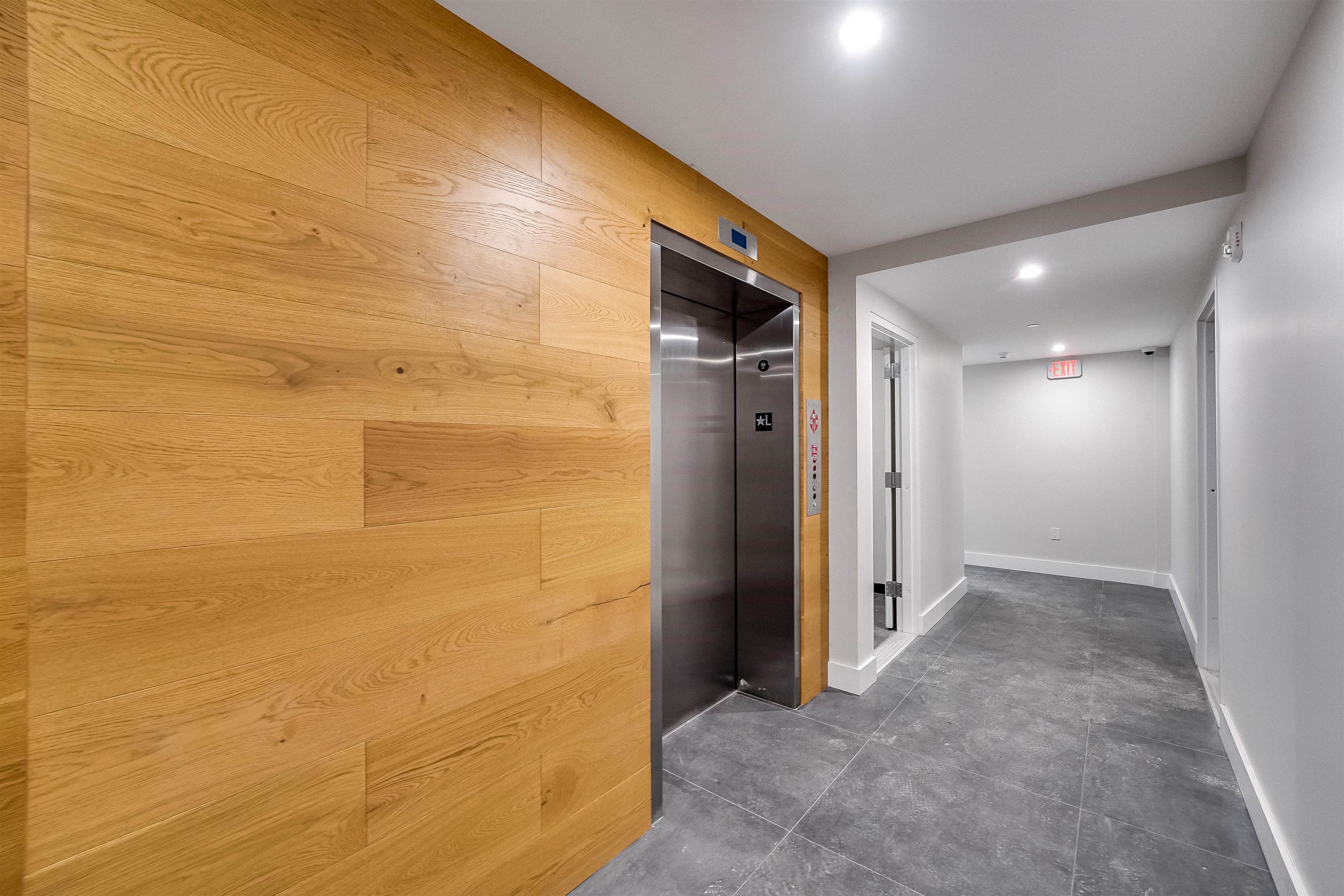 658 Grand St 201 Property Photo 15