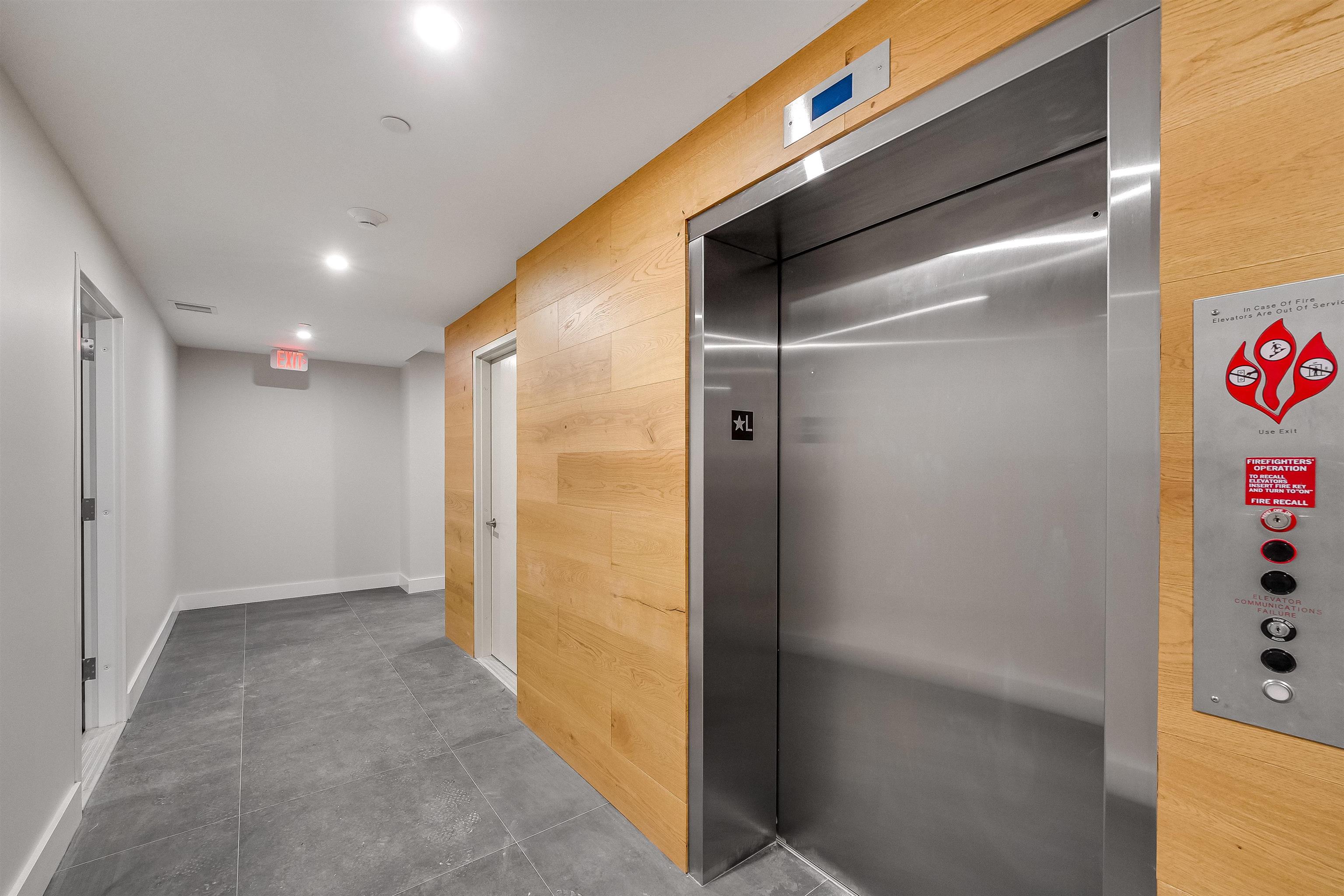 658 Grand St 201 Property Photo 16