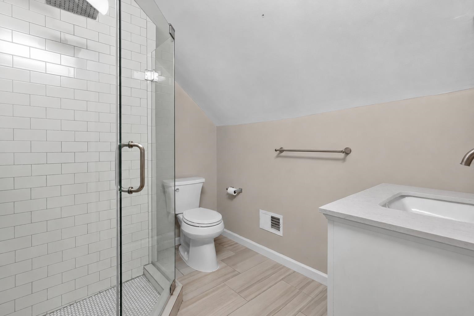 341 73rd St Property Photo 21