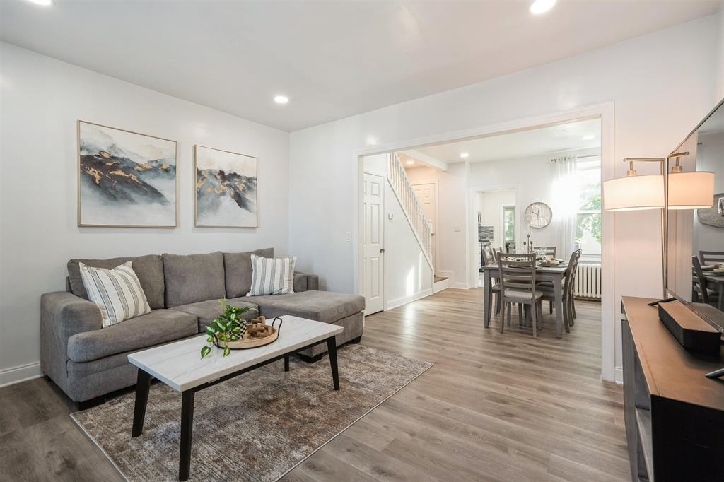 1309 86TH ST Property Photo 1