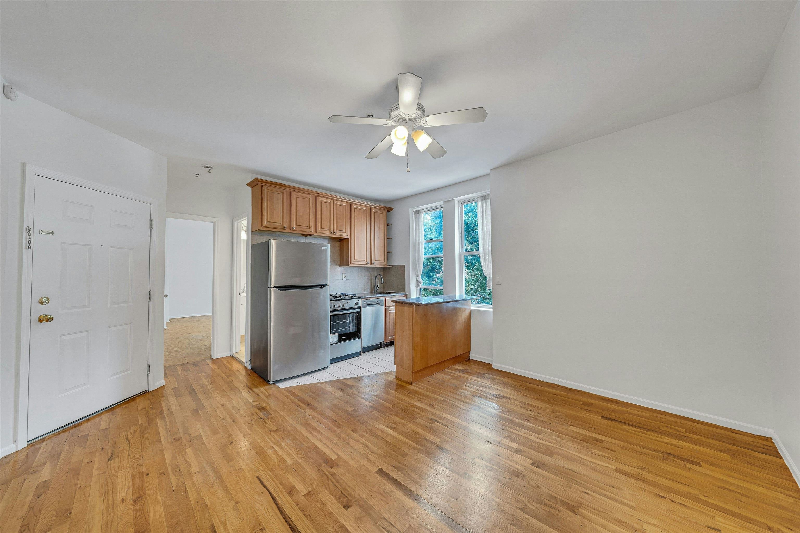 734 ADAMS ST 4C Property Photo 1