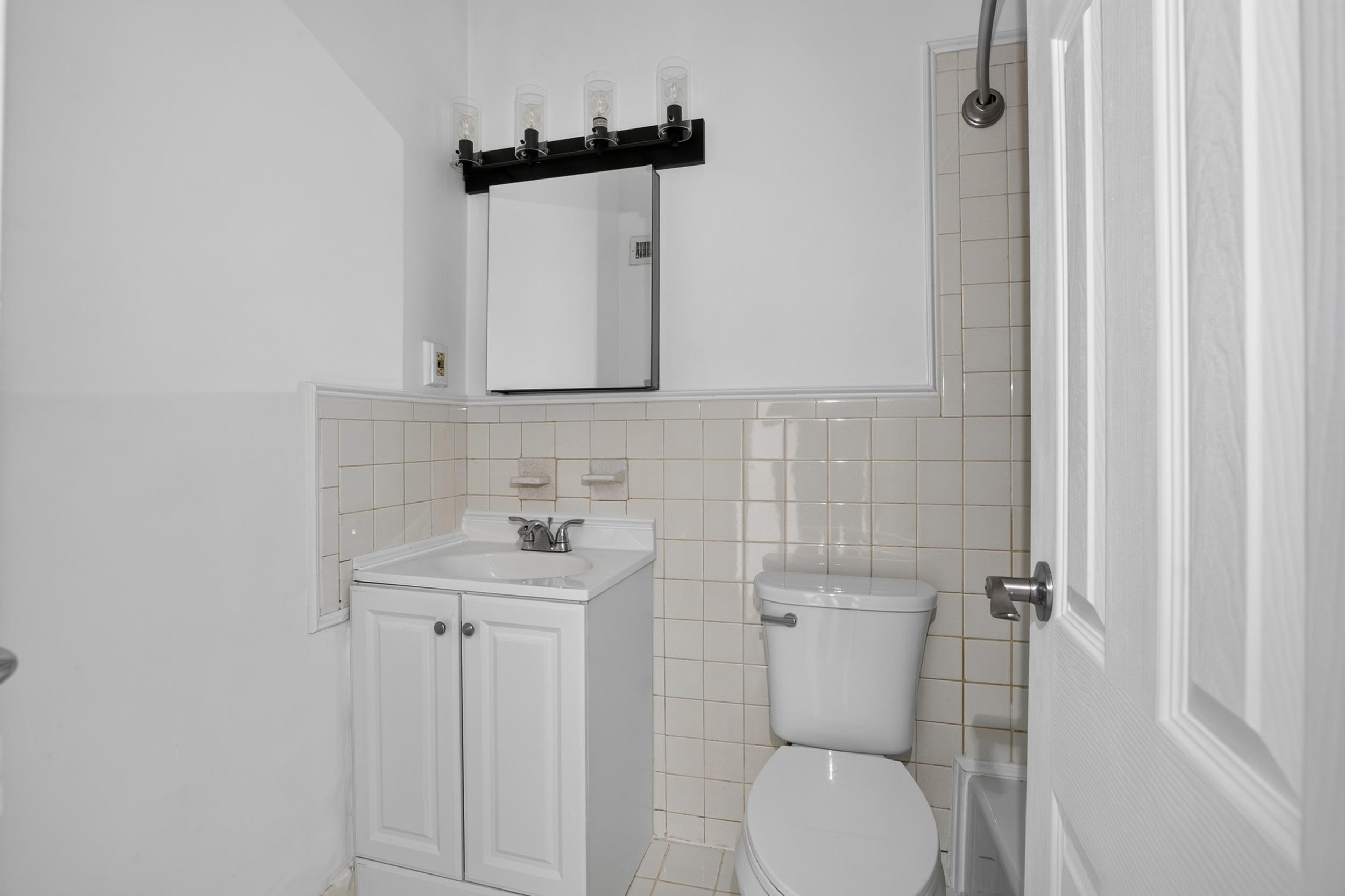 540 Bramhall Ave Property Photo 19