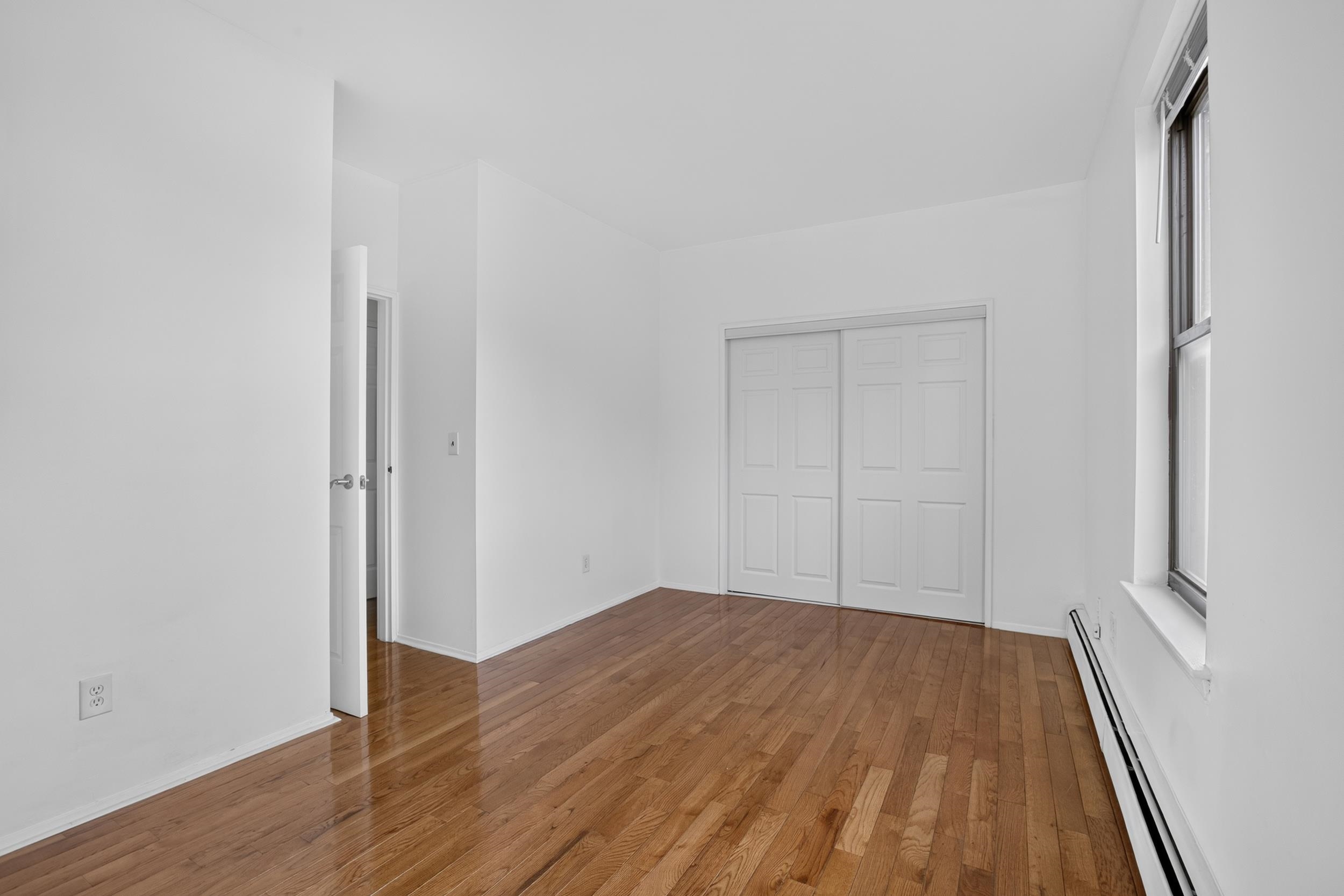 540 Bramhall Ave Property Photo 24