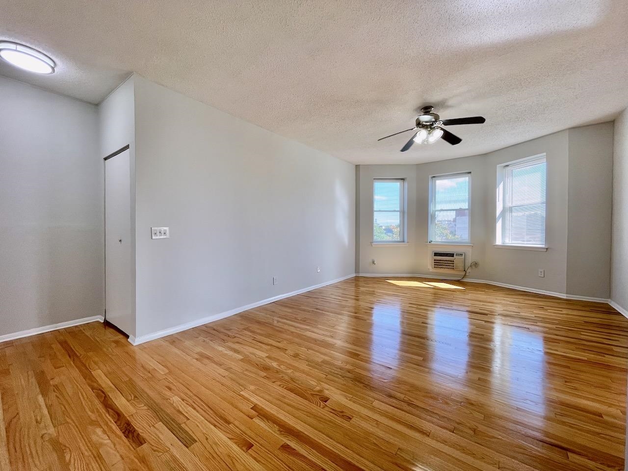 43-49 Van Wagenen Ave 3b Property Photo 9