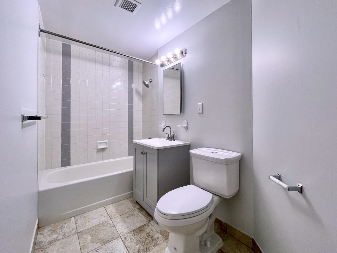 43-49 Van Wagenen Ave 3b Property Photo 24