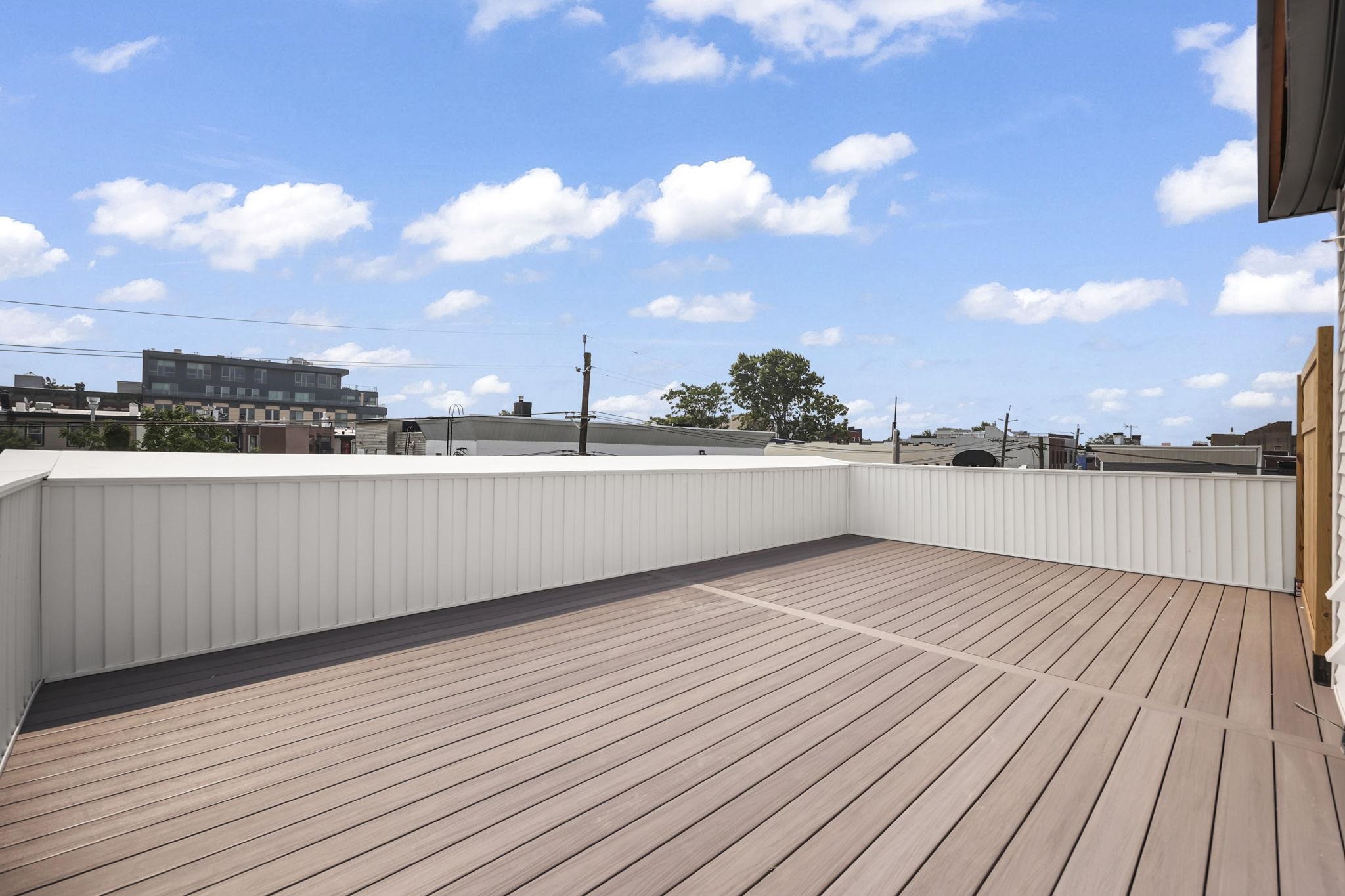 291 New York Ave 4 Property Photo 23