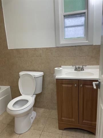 20 Rock St 3 Property Photo 5