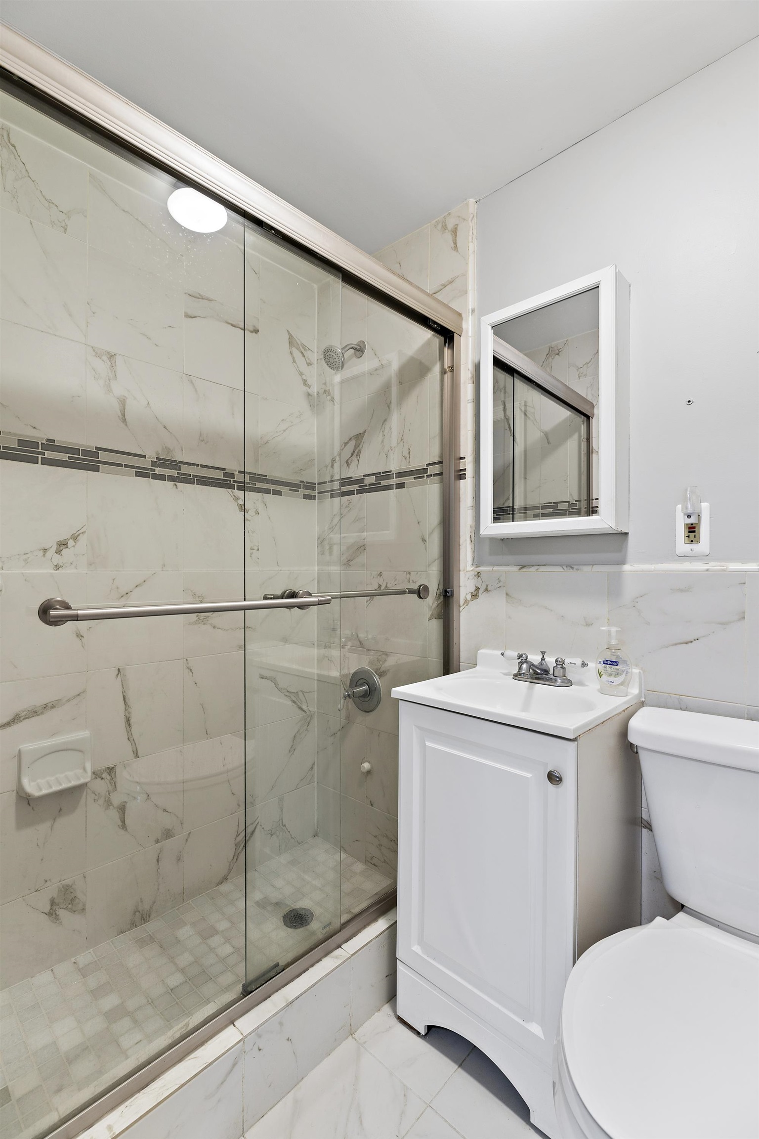 224 Macarthur Ave Property Photo 10