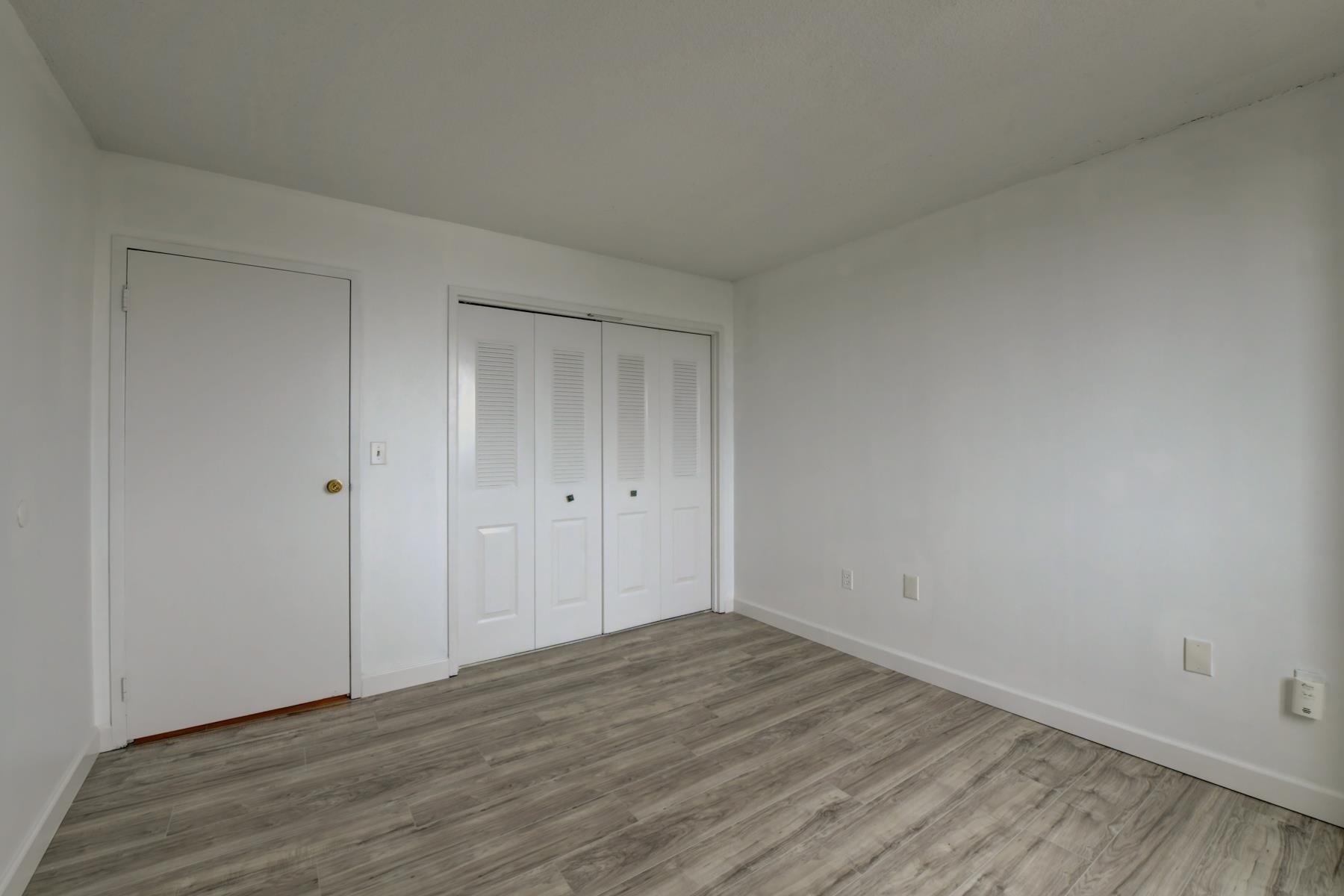 807 Harmon Cove Tower 807 Property Photo 29