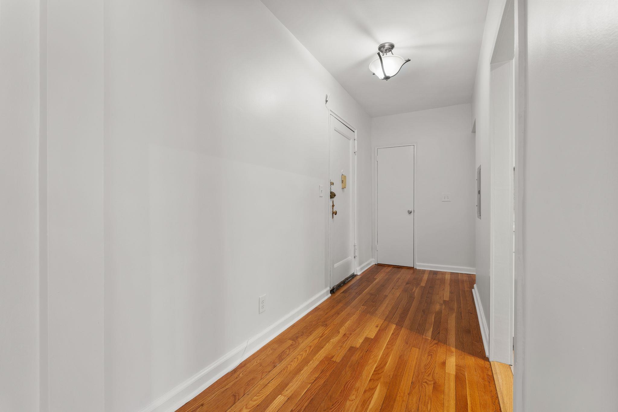 2520 John F Kennedy Blvd 2e Property Photo 6