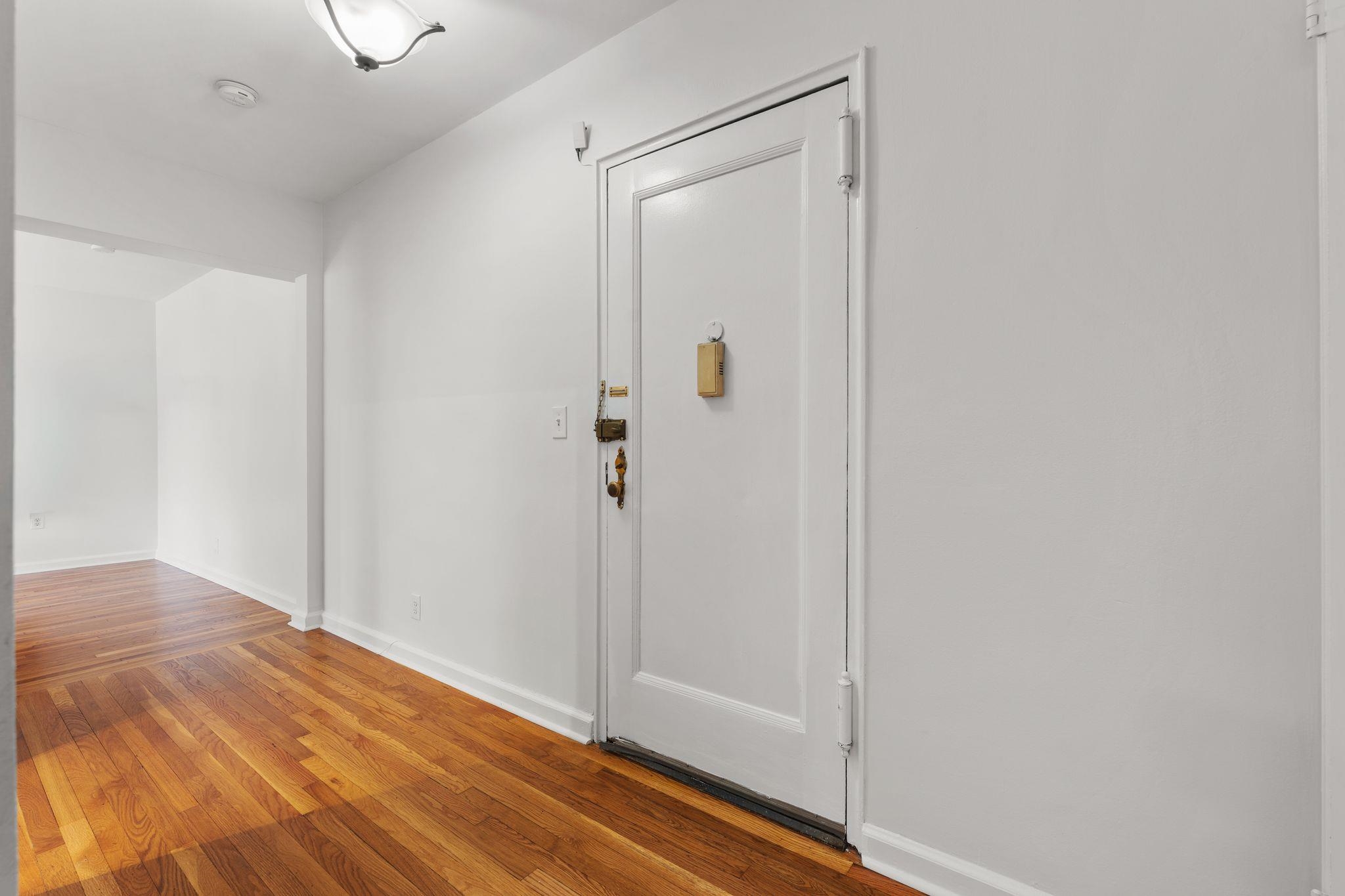2520 John F Kennedy Blvd 2e Property Photo 7