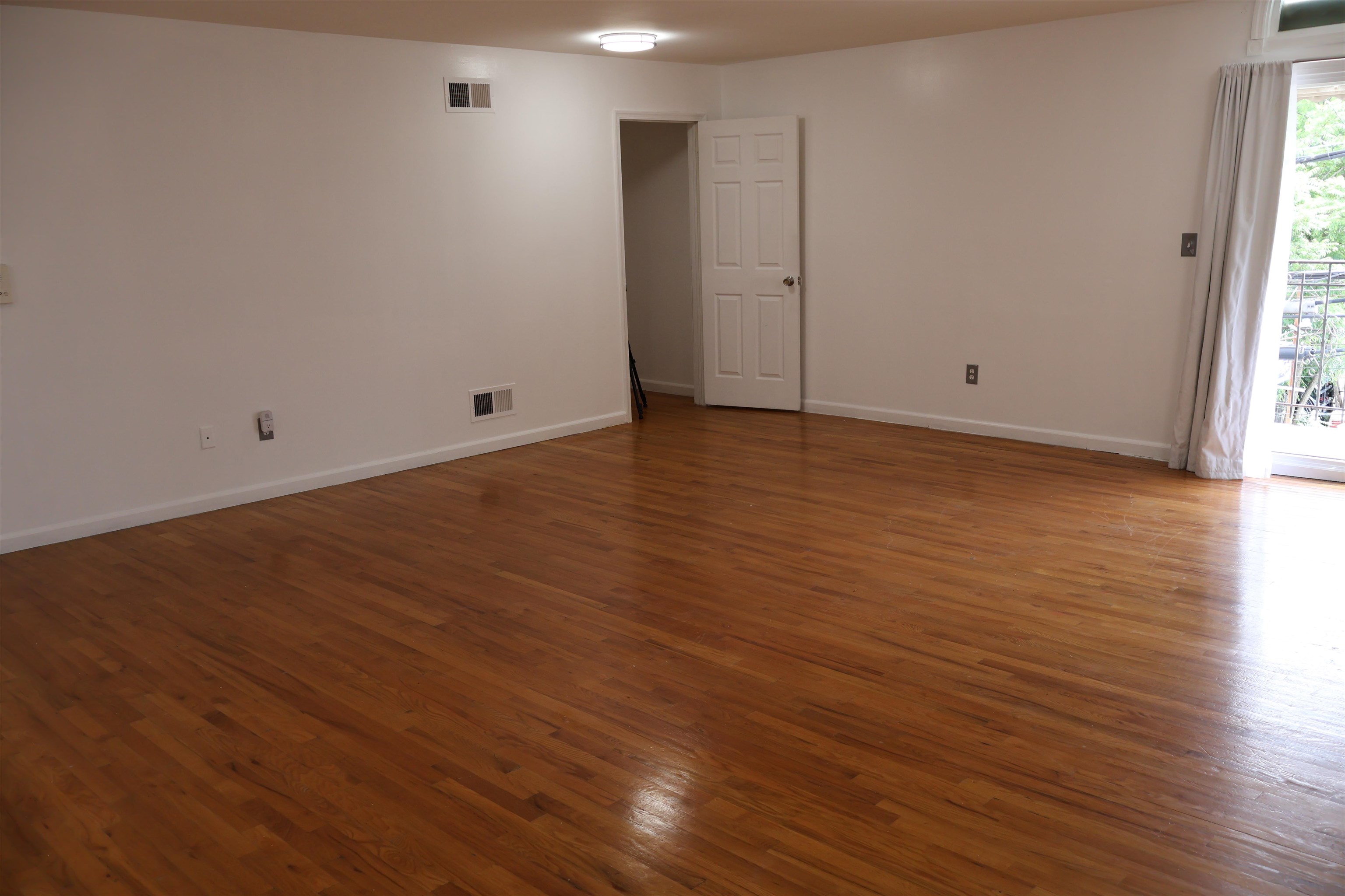 1157 67th St Property Photo 6