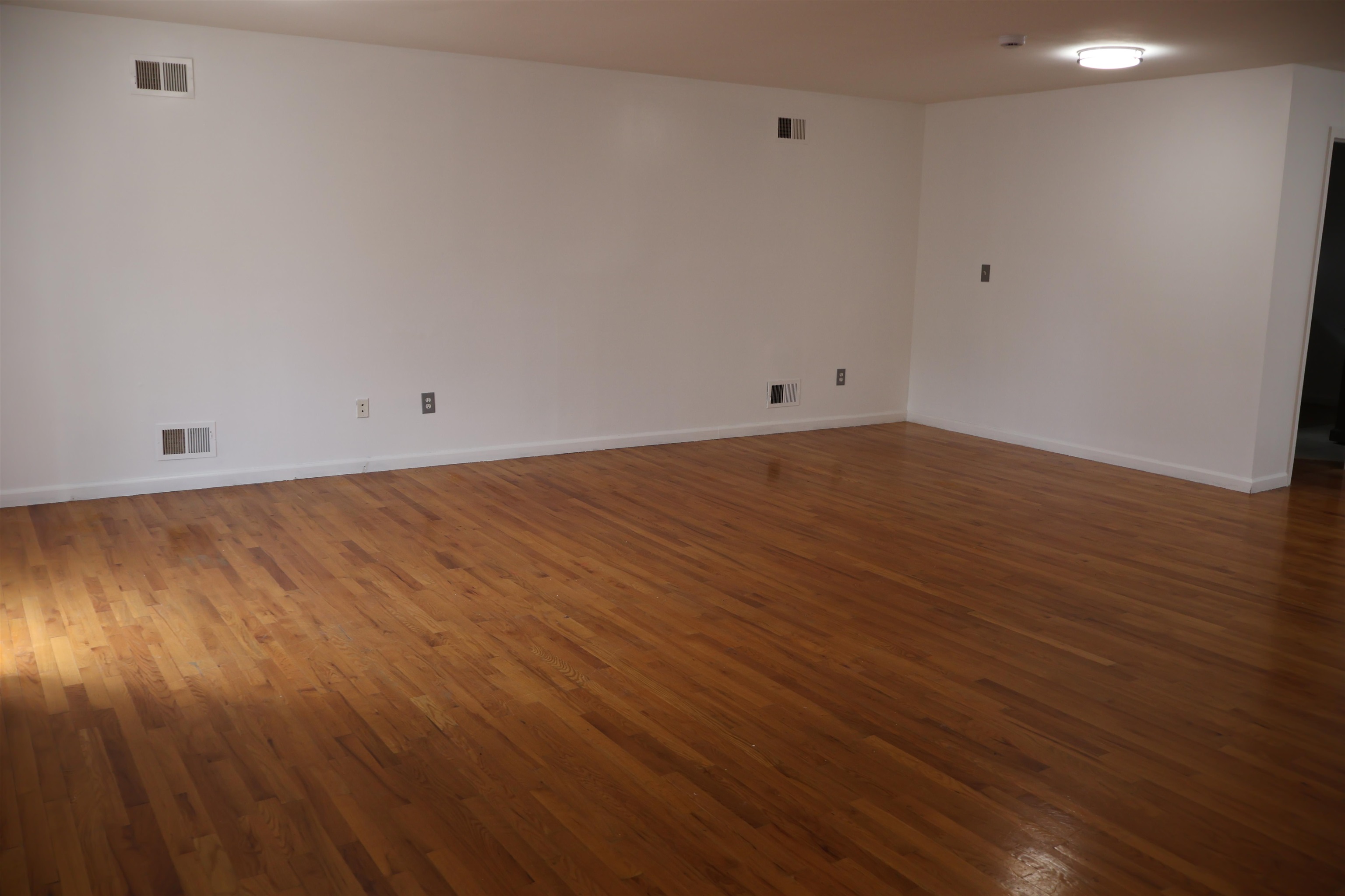 1157 67th St Property Photo 17
