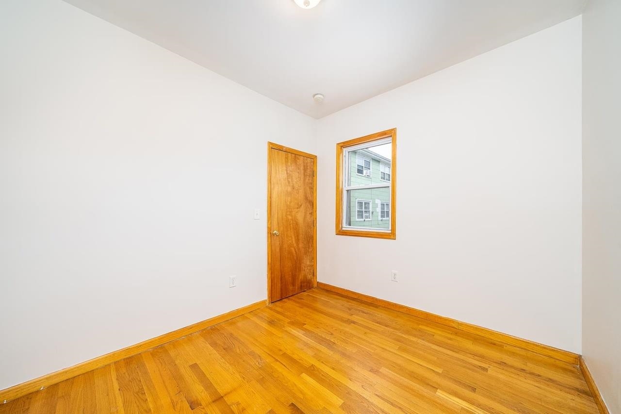 100 Central Ave 3 Property Photo 13