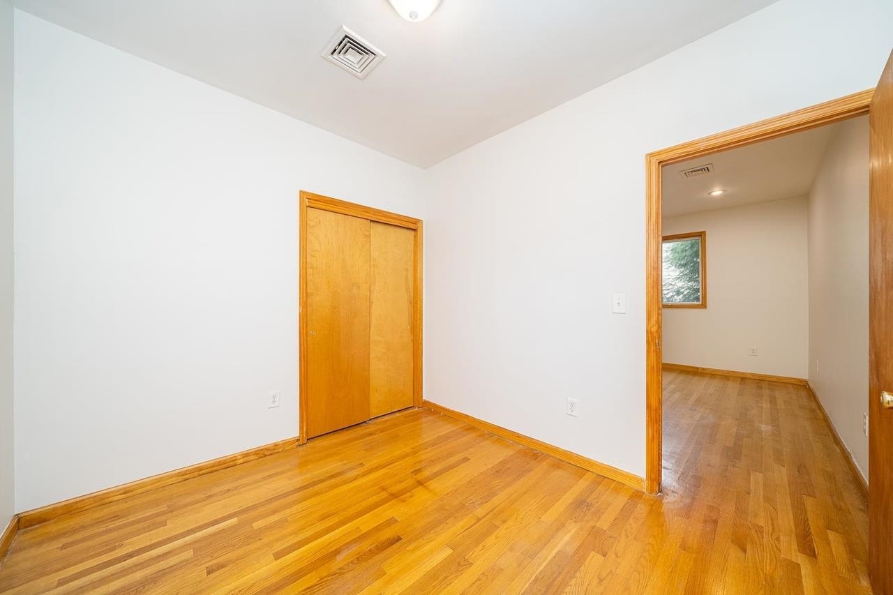 100 Central Ave 3 Property Photo 14