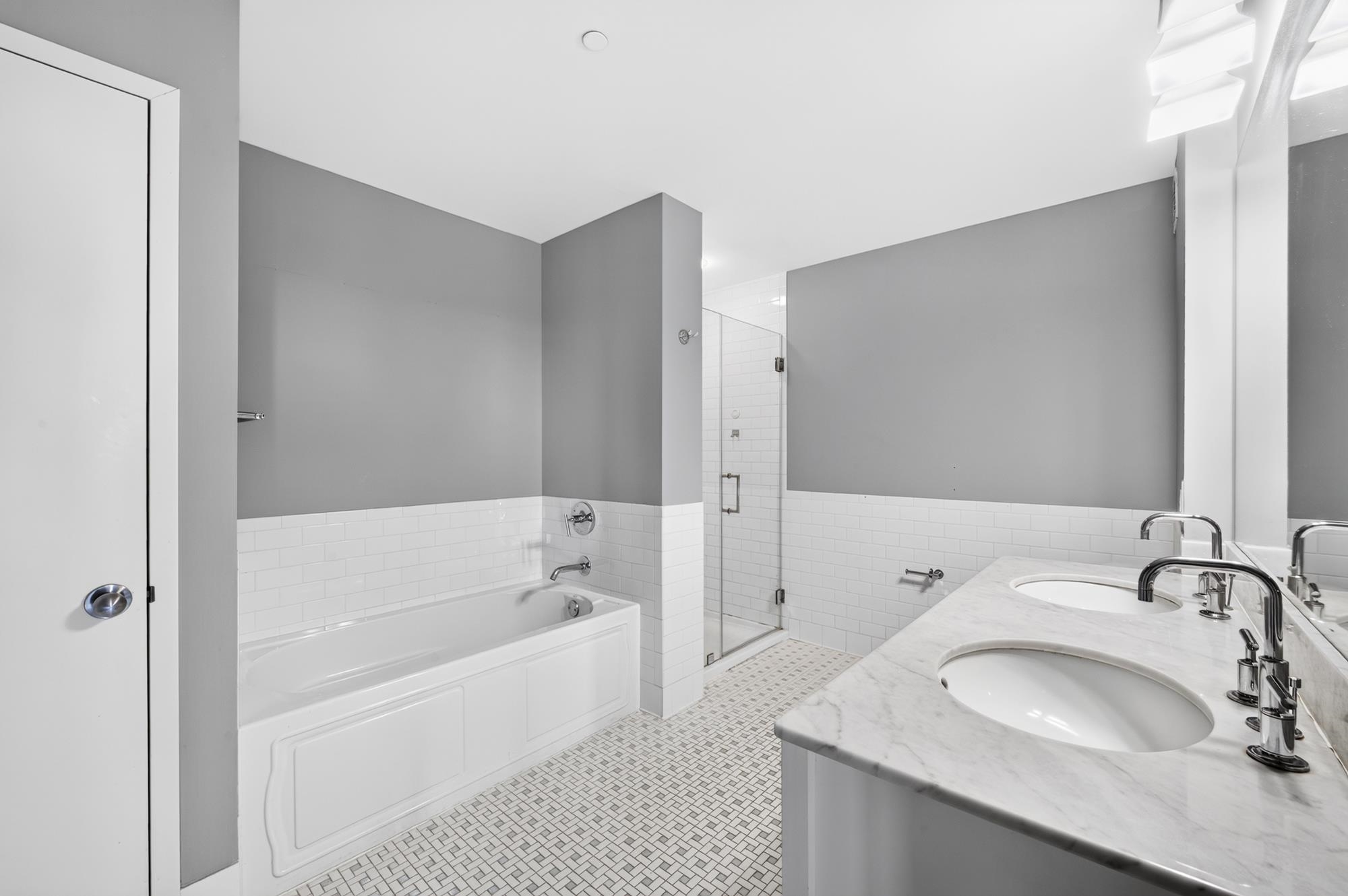 700 Grove St 12j Property Photo 9