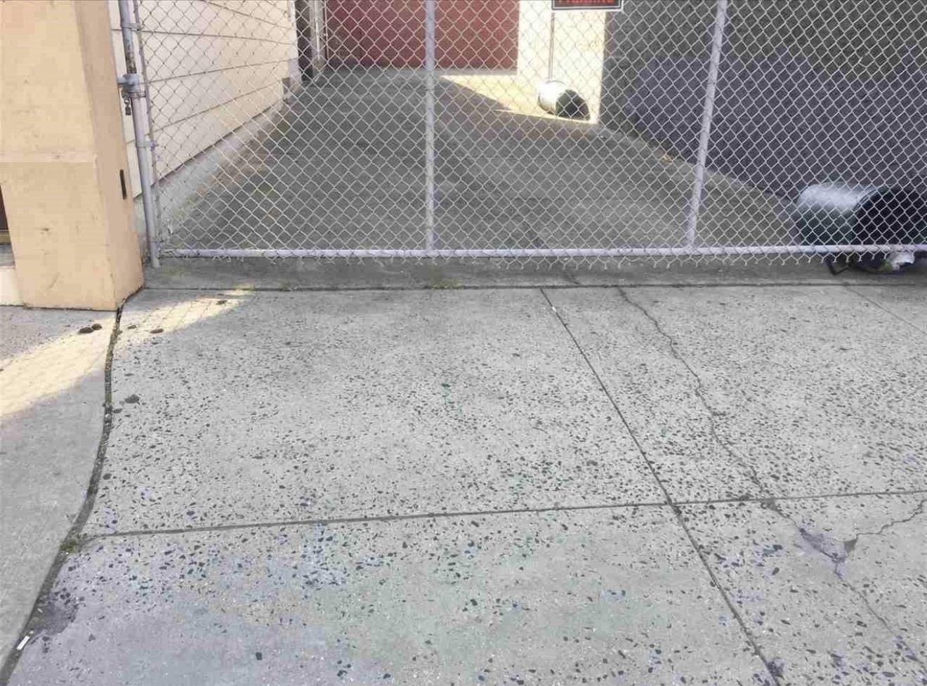 725-727 Broadway Property Photo 3