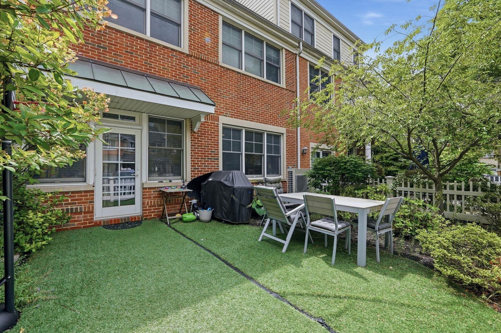 6 Intrepid Ct Property Photo 23